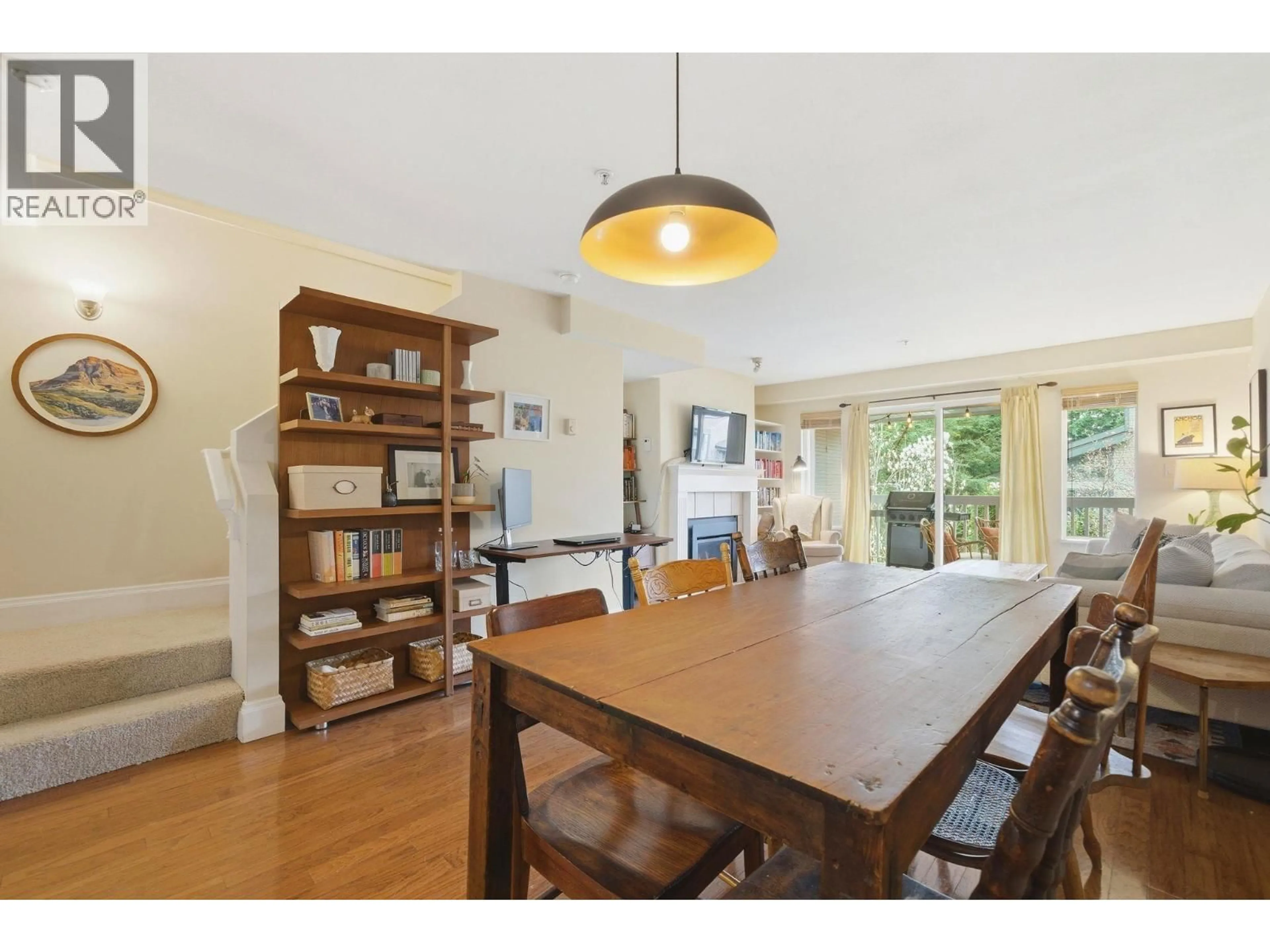 Dining room, wood/laminate floor for 22 - 232 TENTH STREET, New Westminster British Columbia V3M3X9