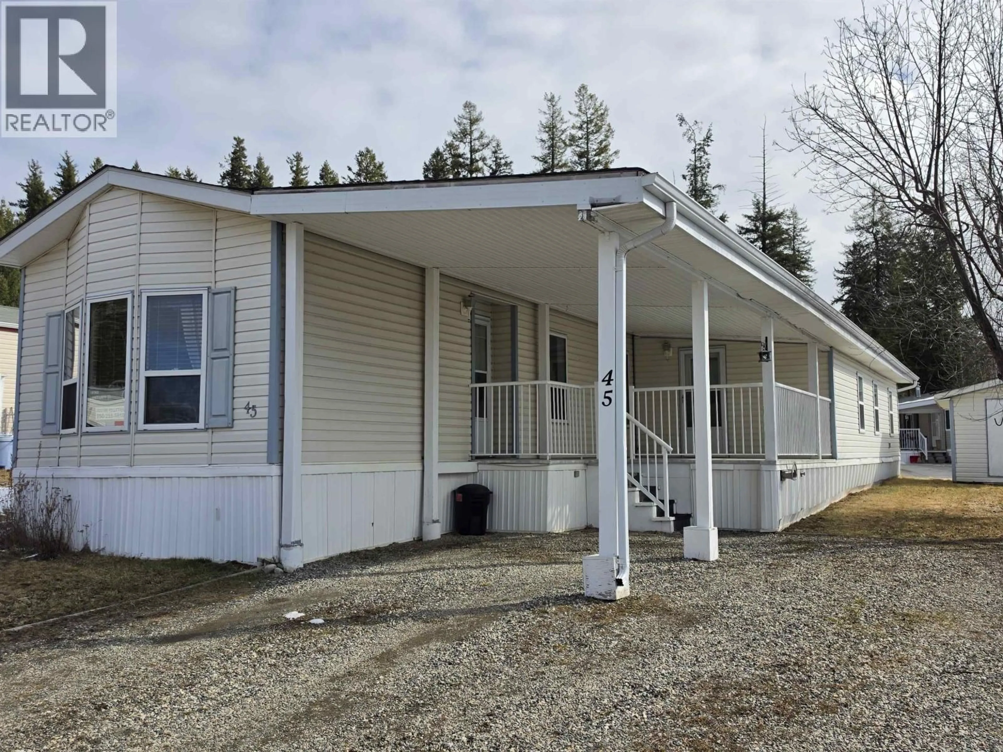 Home with vinyl exterior material, building for 45 - 370 WESTLAND ROAD, Quesnel British Columbia V2J6A7
