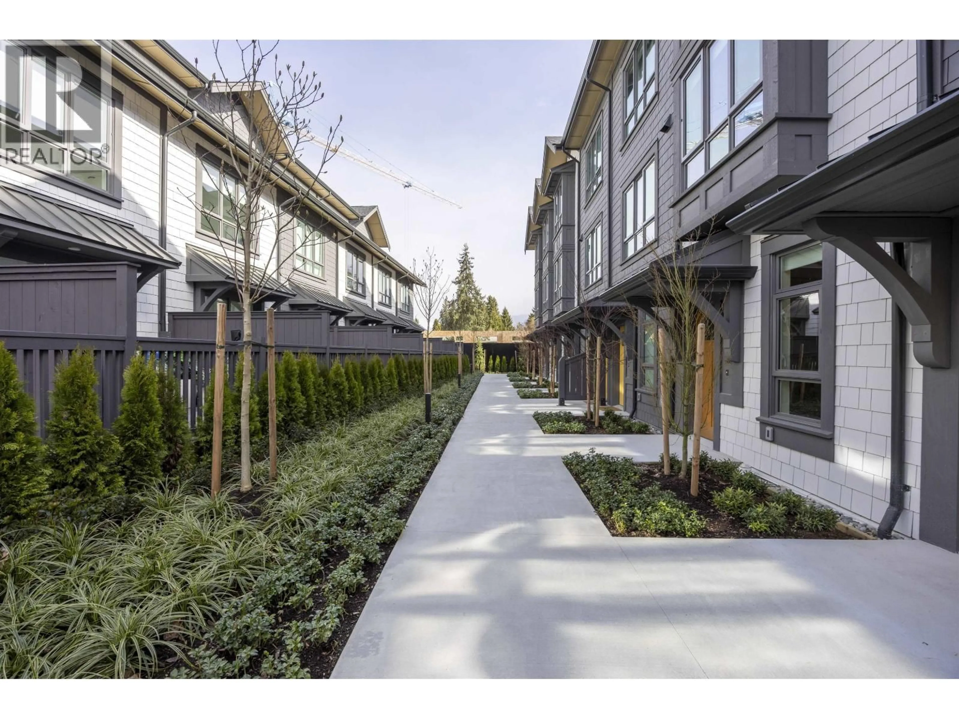 Patio, street for 102 - 2322 EMERY COURT, North Vancouver British Columbia V7J0G3