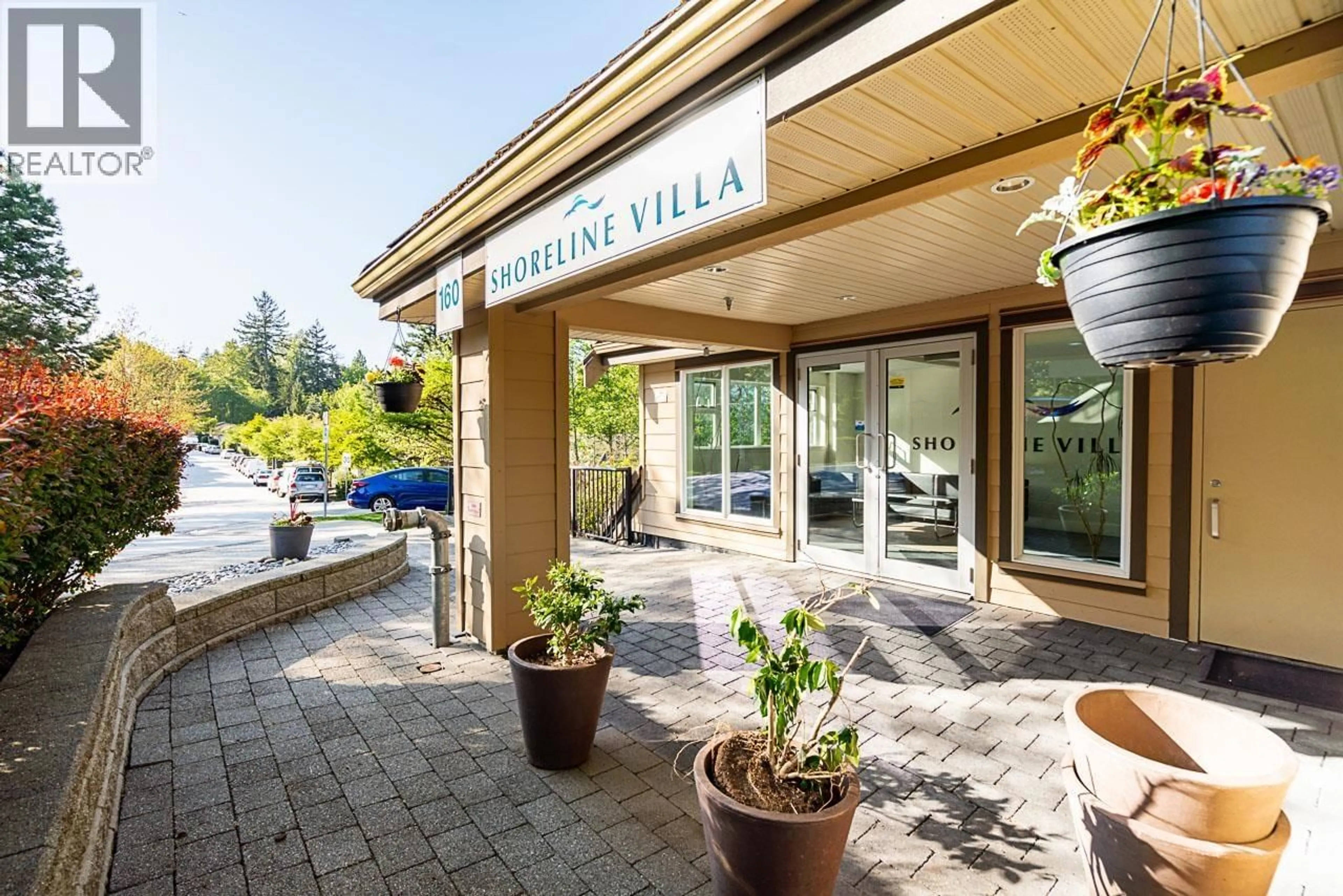 Patio, mountain view for 303 - 160 SHORELINE CIRCLE, Port Moody British Columbia V3H0B2