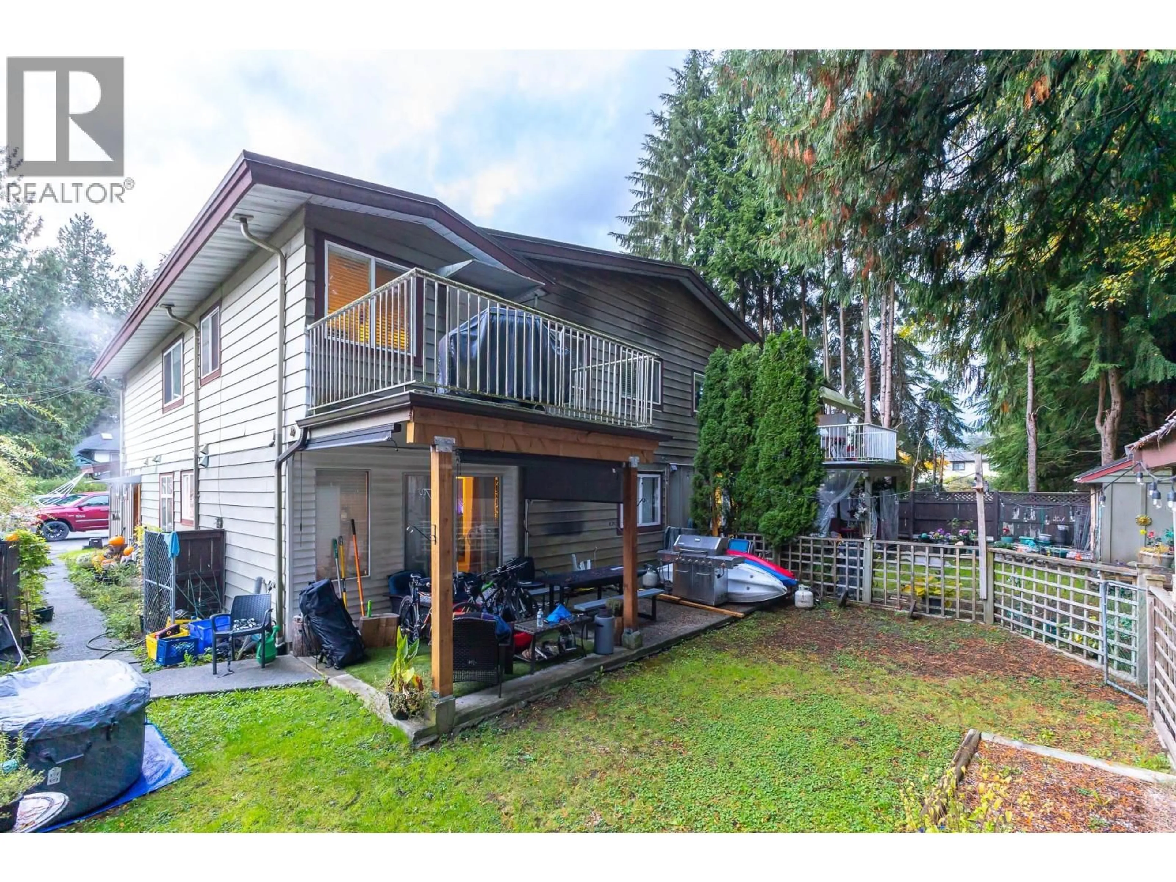A pic from outside/outdoor area/front of a property/back of a property/a pic from drone, unknown for 3326 - 3330 FINLEY STREET, Port Coquitlam British Columbia V3B3H2