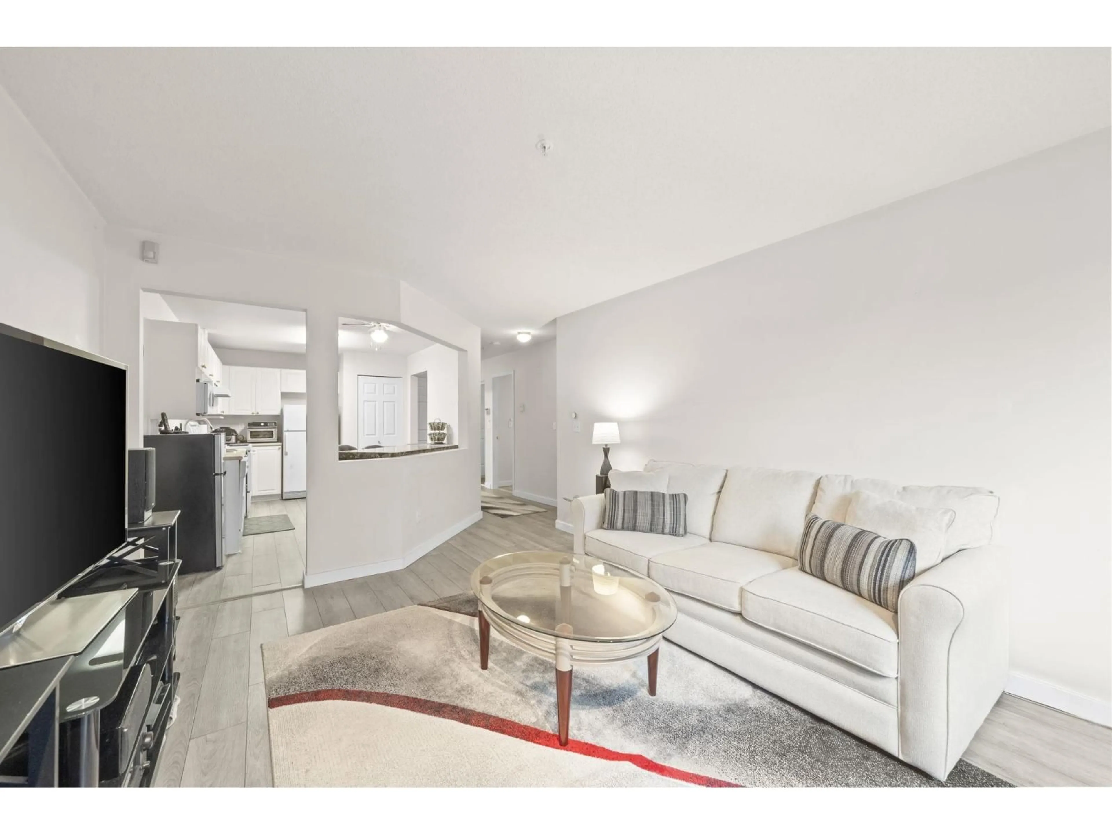 Living room with furniture, unknown for 312 - 8068 120A STREET, Surrey British Columbia V3W3P3