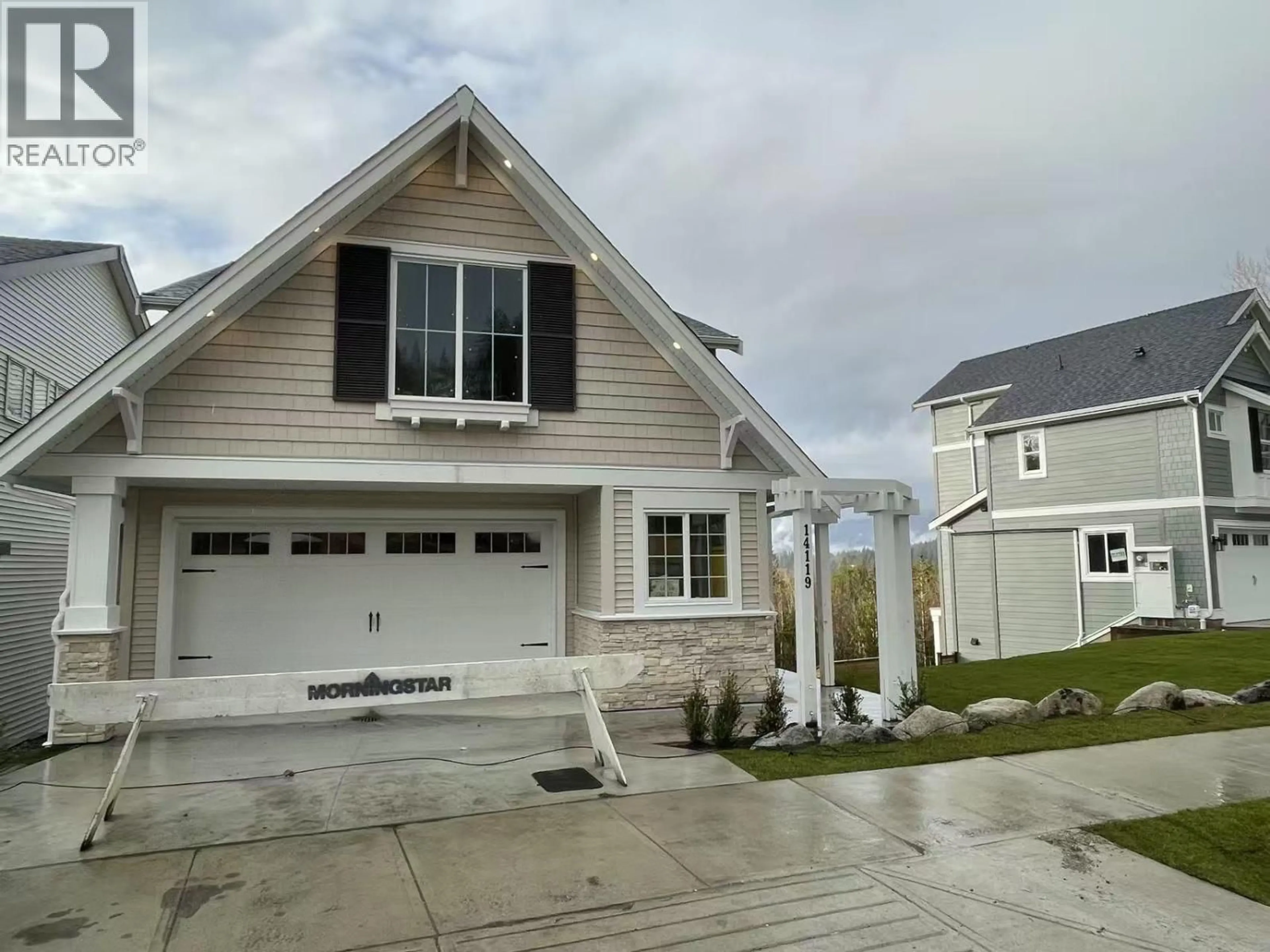 Home with vinyl exterior material, street for 14119 230 STREET, Maple Ridge British Columbia V4R0G9