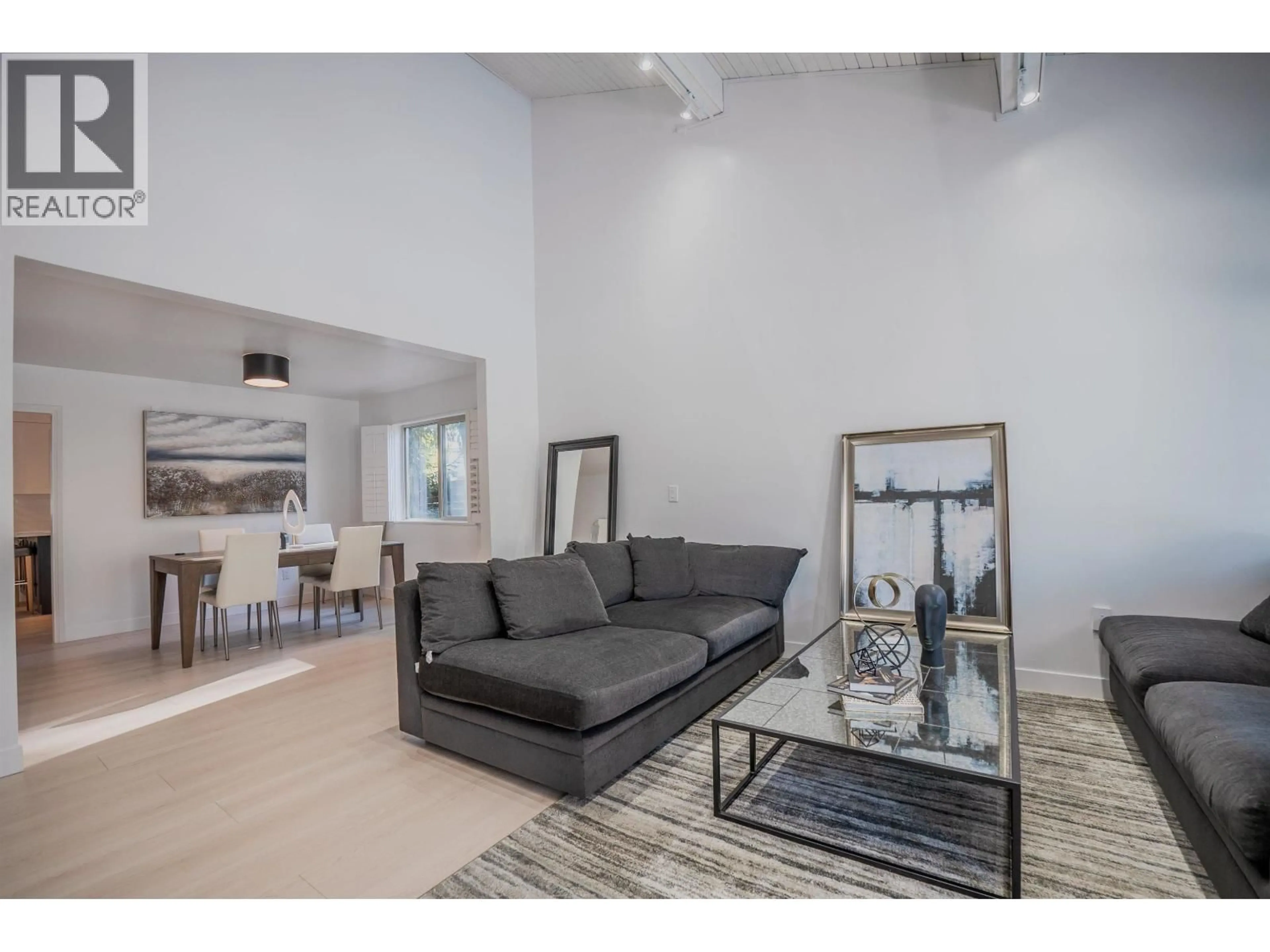 Living room with furniture, unknown for 6640 SHAWNIGAN PLACE, Richmond British Columbia V7E4W9