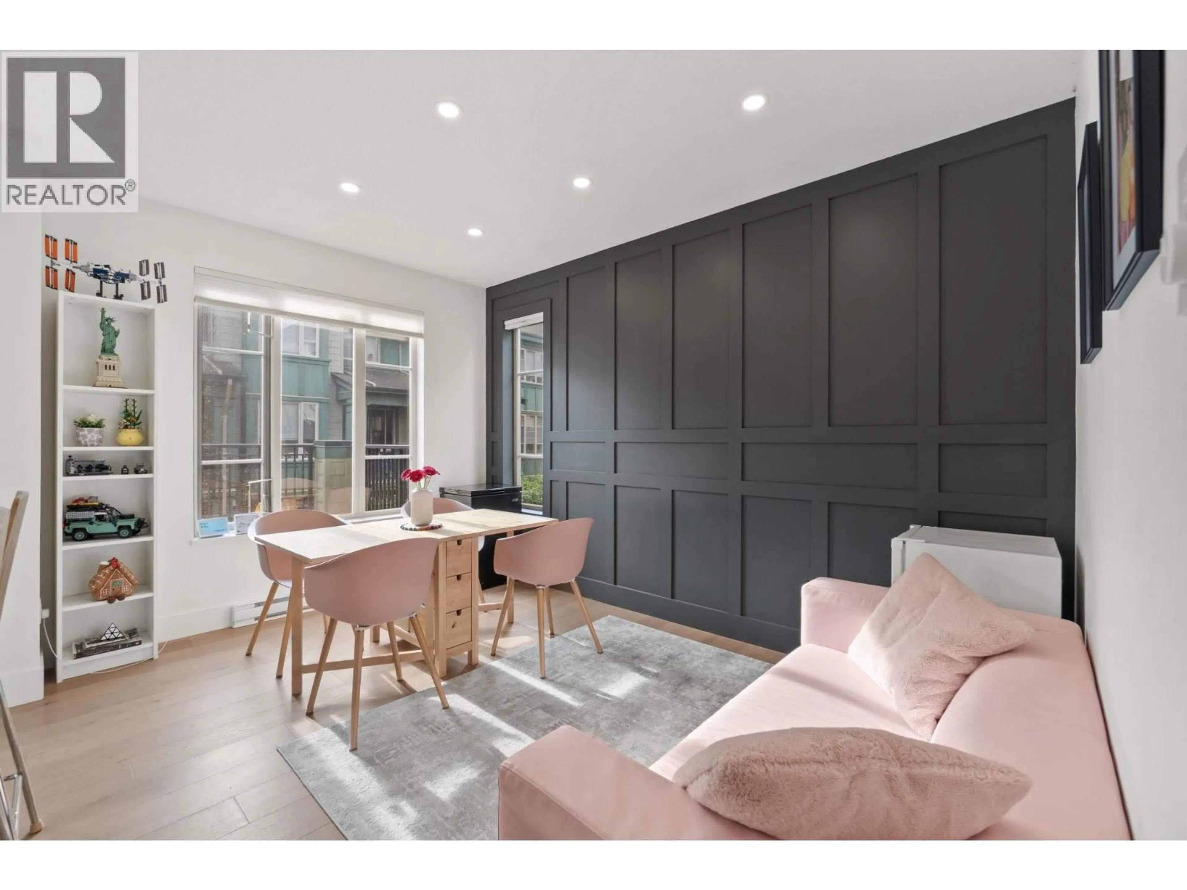 Unknown for 2561 EAST MALL, Vancouver British Columbia V6T2K8