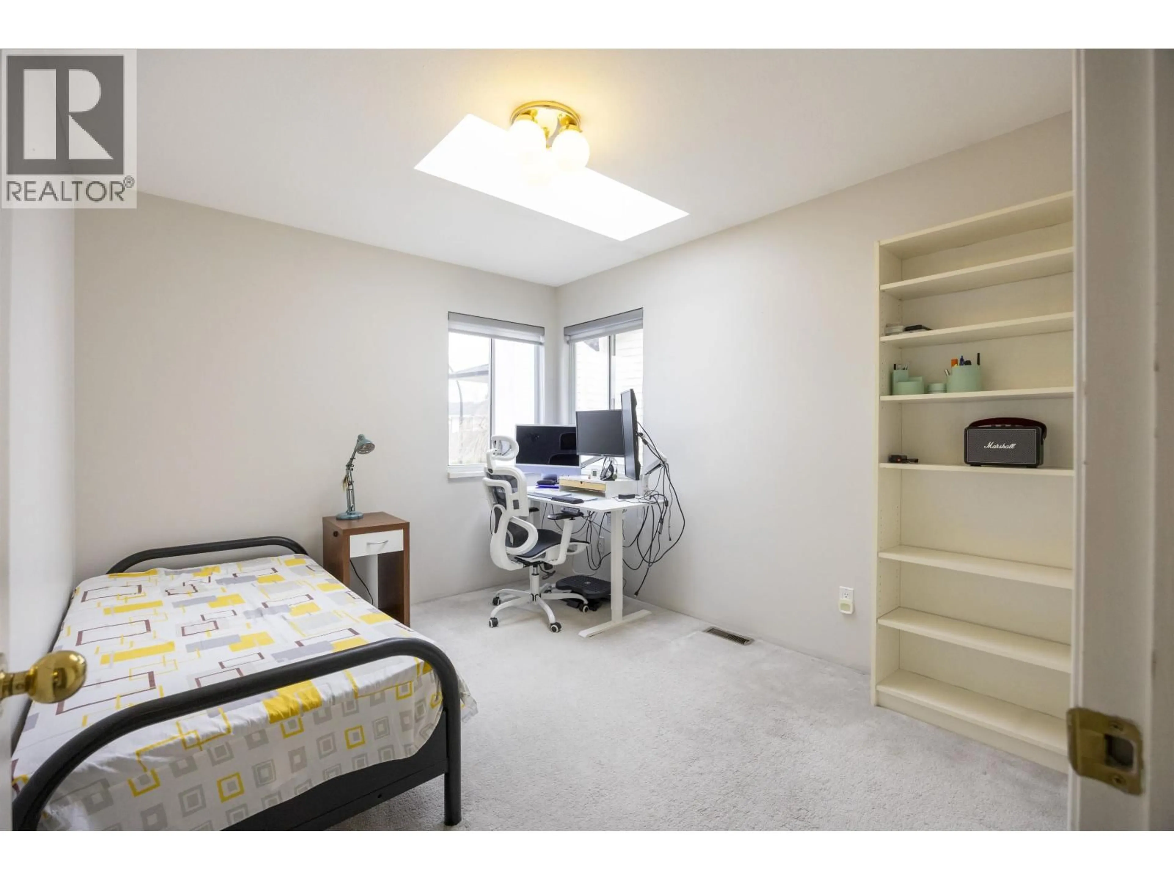 A pic of a room for 11649 202B STREET, Maple Ridge British Columbia V2X0E2