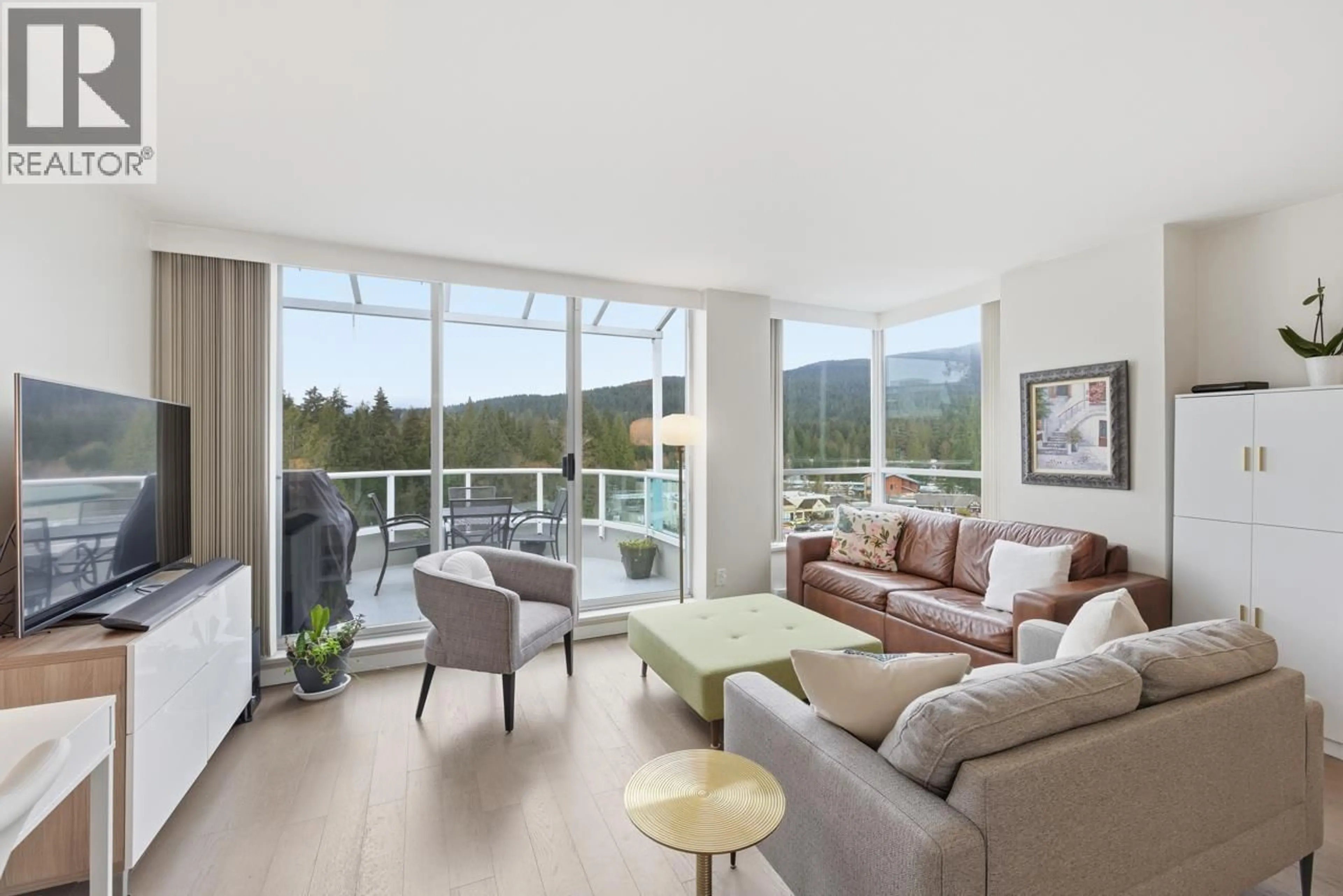 Living room with furniture, unknown for 1004 - 995 ROCHE POINT DRIVE, North Vancouver British Columbia V7H2X4