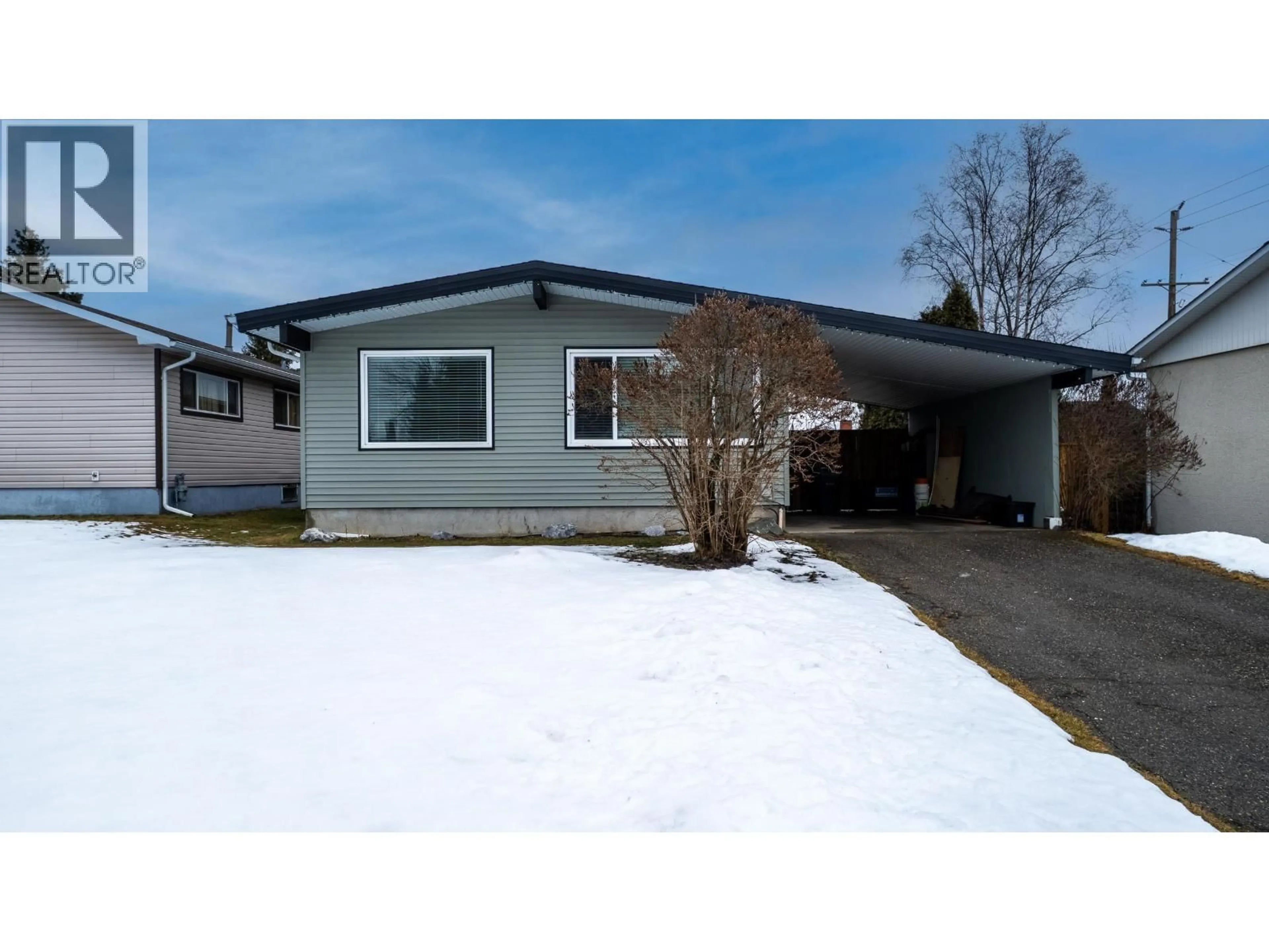 Home with vinyl exterior material, street for 193 MCKINLEY CRESCENT, Prince George British Columbia V2M4S3