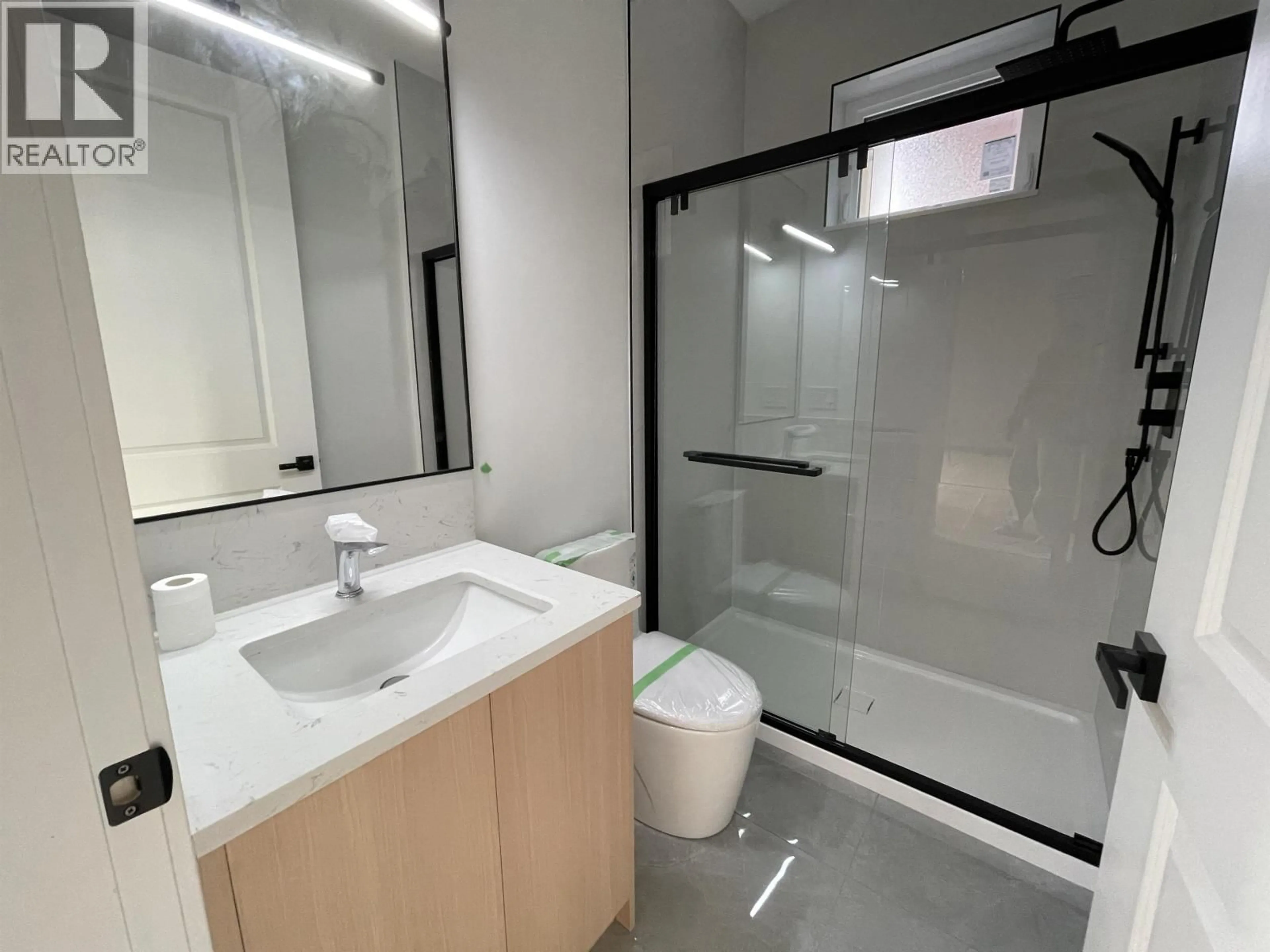 Standard bathroom, unknown for 1 - 2452 HARRISON DRIVE, Vancouver British Columbia V5P2P8