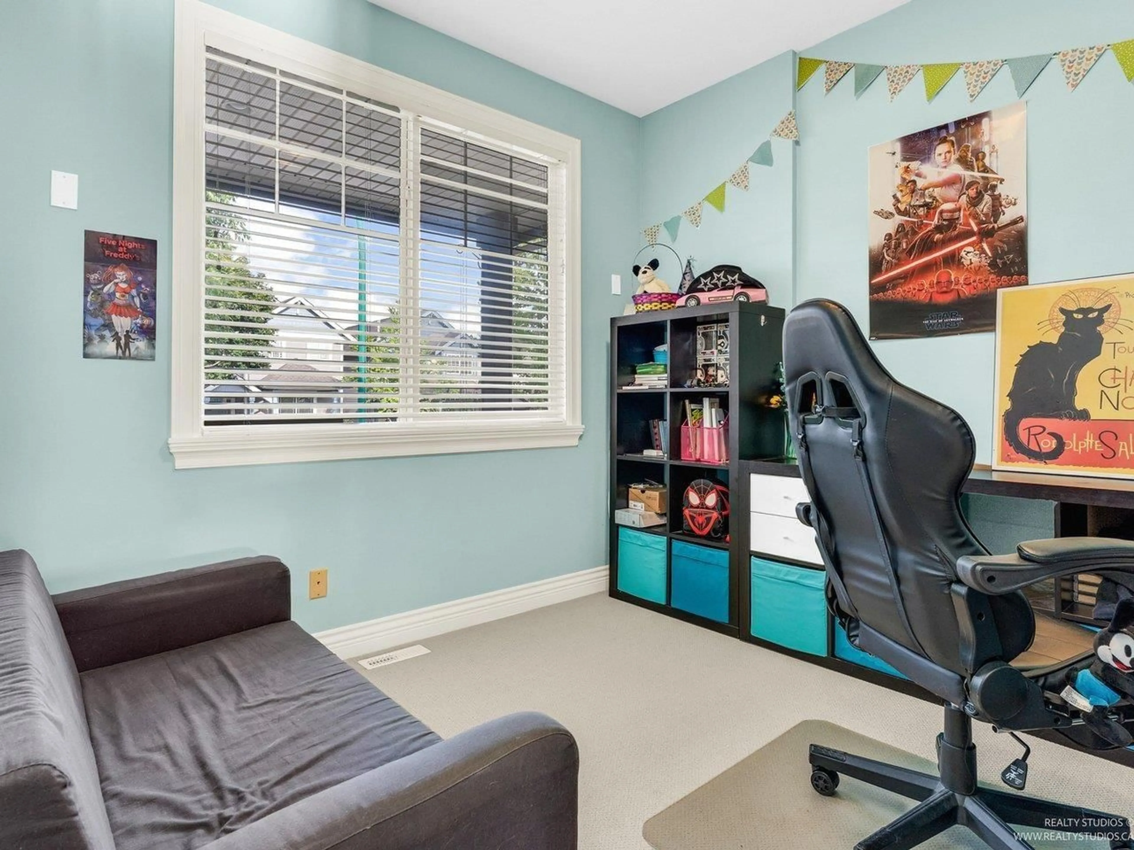 A pic of a room for 6573 193 STREET, Surrey British Columbia V4N5P9