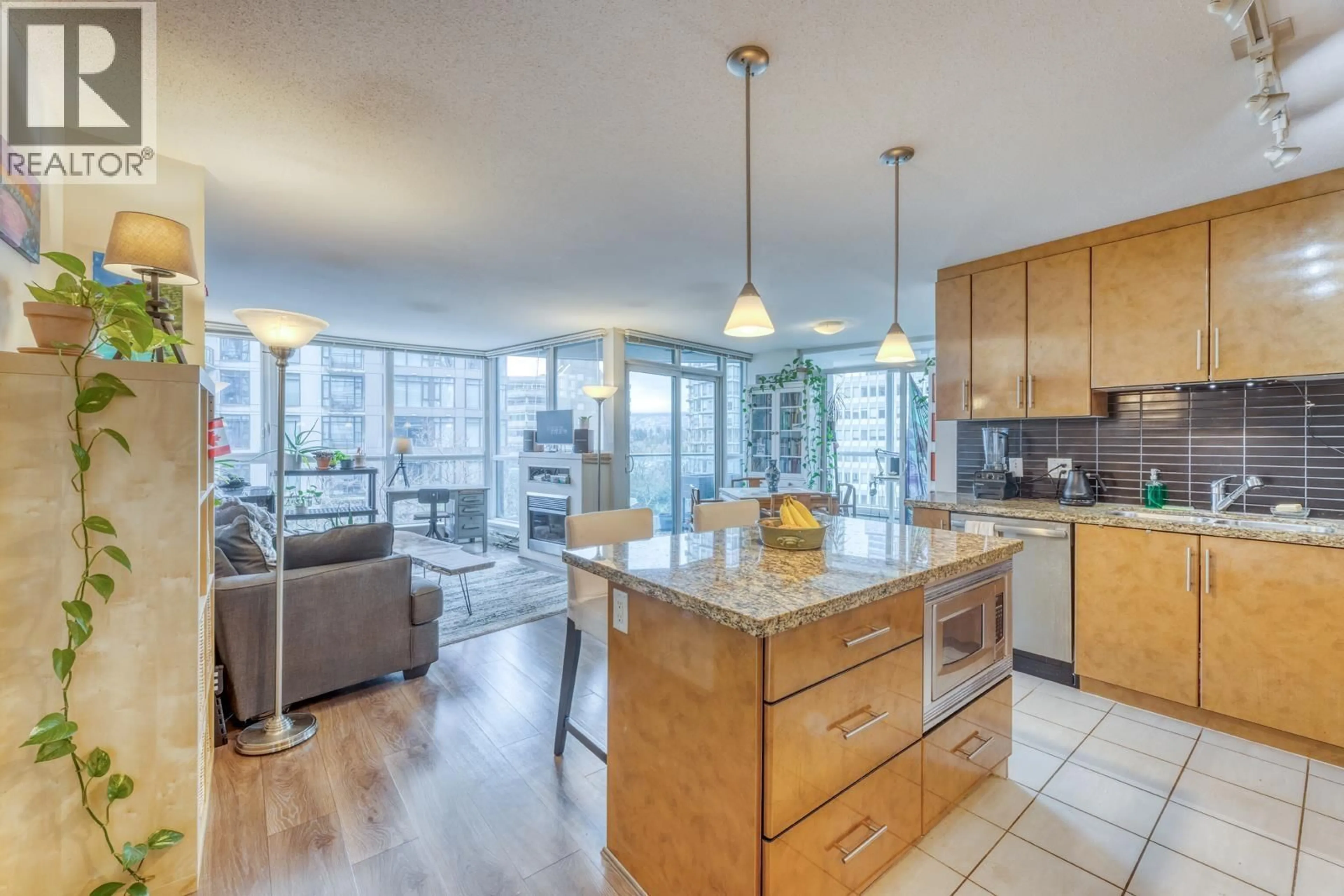 Open concept kitchen, unknown for 501 - 1189 MELVILLE STREET, Vancouver British Columbia V6E4T8