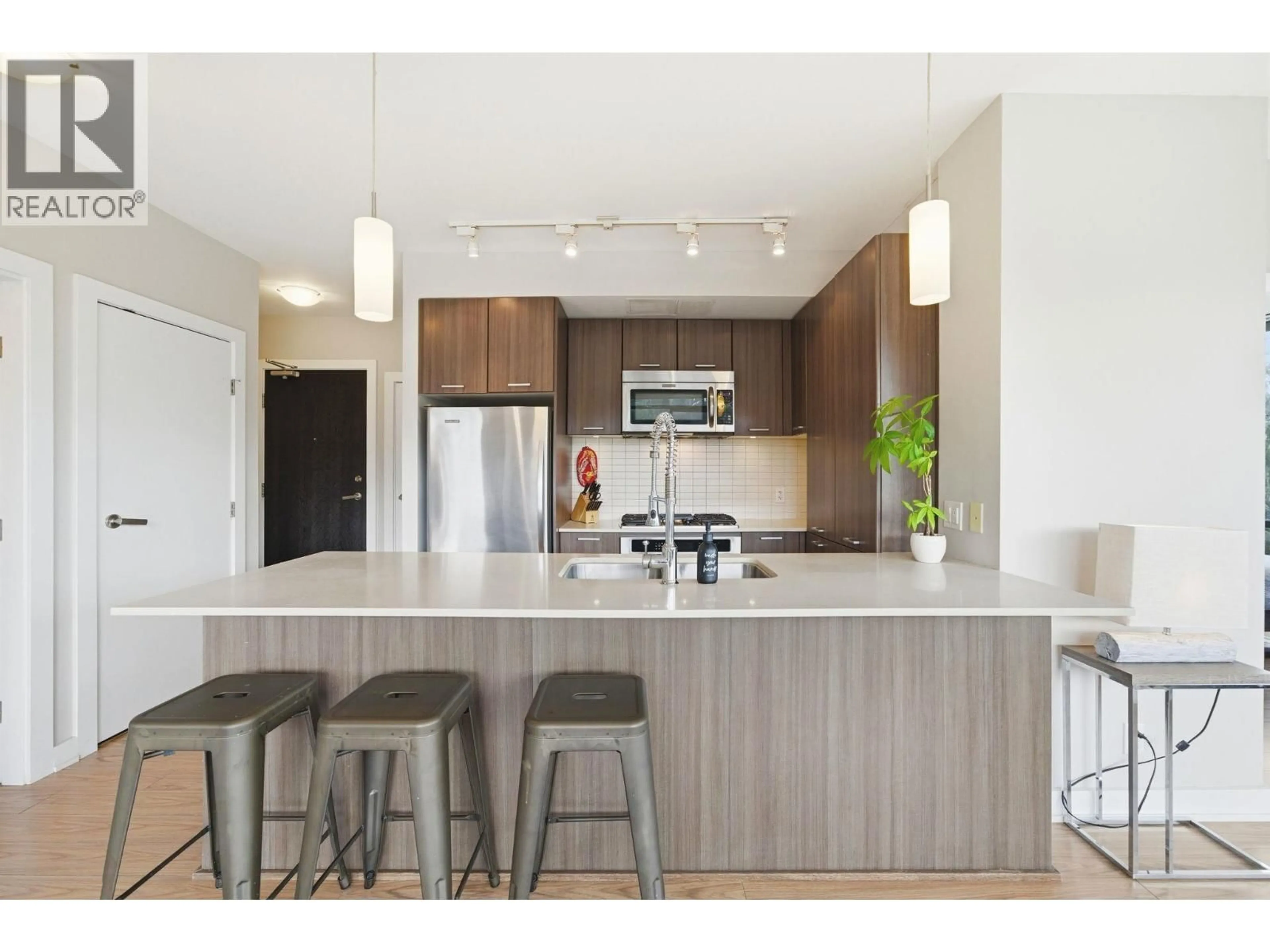 Open concept kitchen, unknown for 707 - 301 CAPILANO ROAD, Port Moody British Columbia V3H0G6