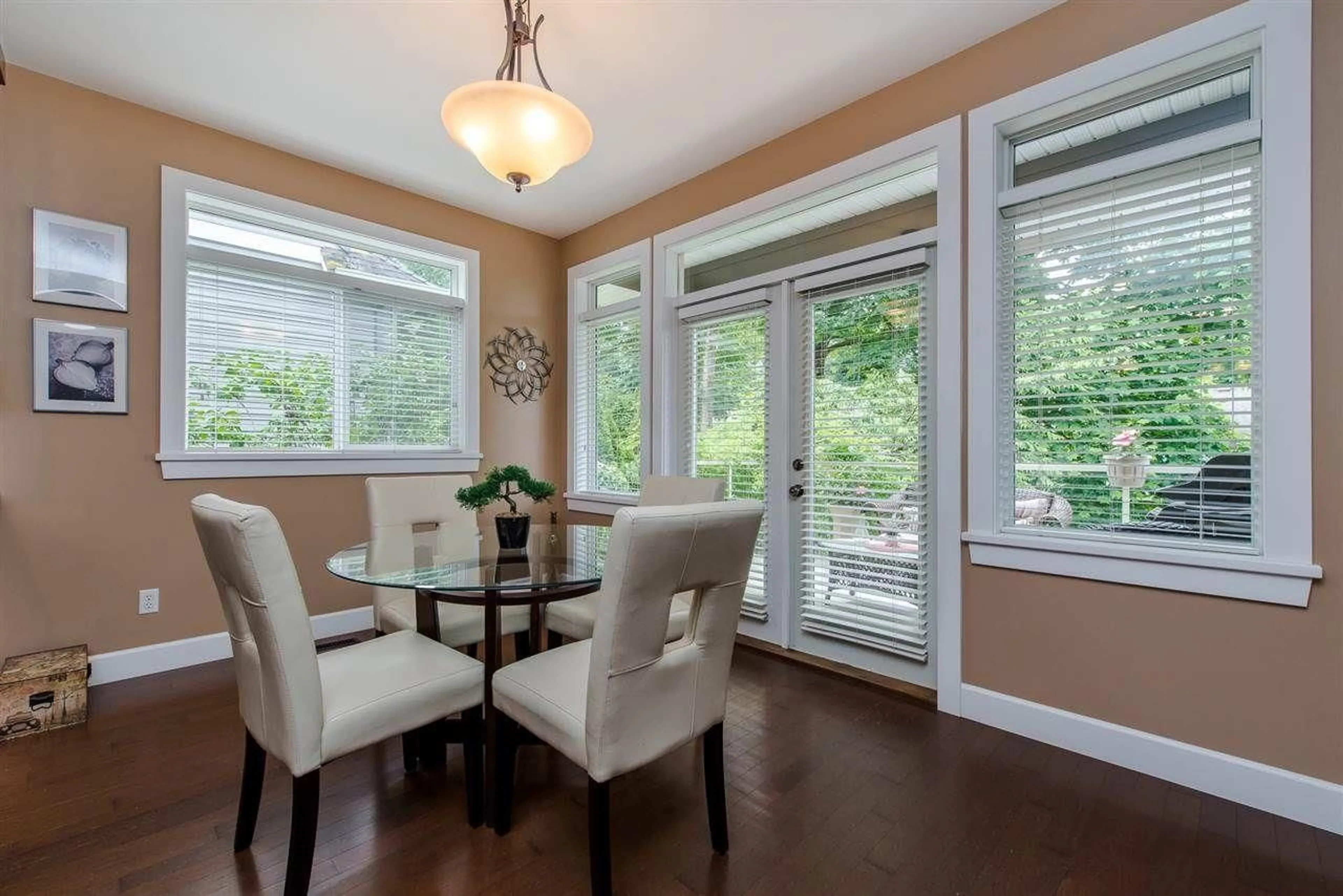 Dining room, wood/laminate floor for 3597 CREEKSTONE DRIVE, Abbotsford British Columbia V2S0A1