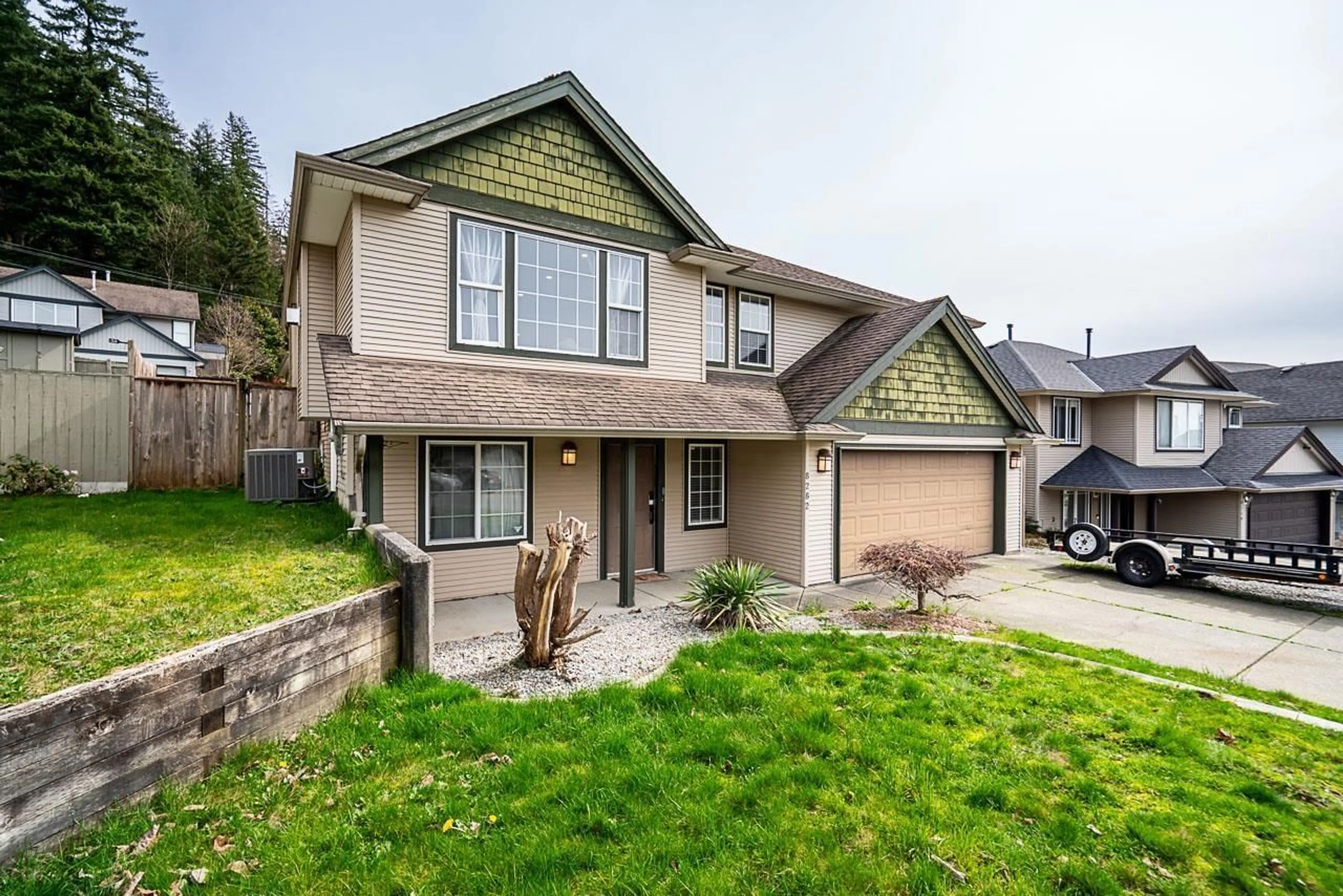 Home with vinyl exterior material, street for 8282 MELBURN DRIVE, Mission British Columbia V2V7H3