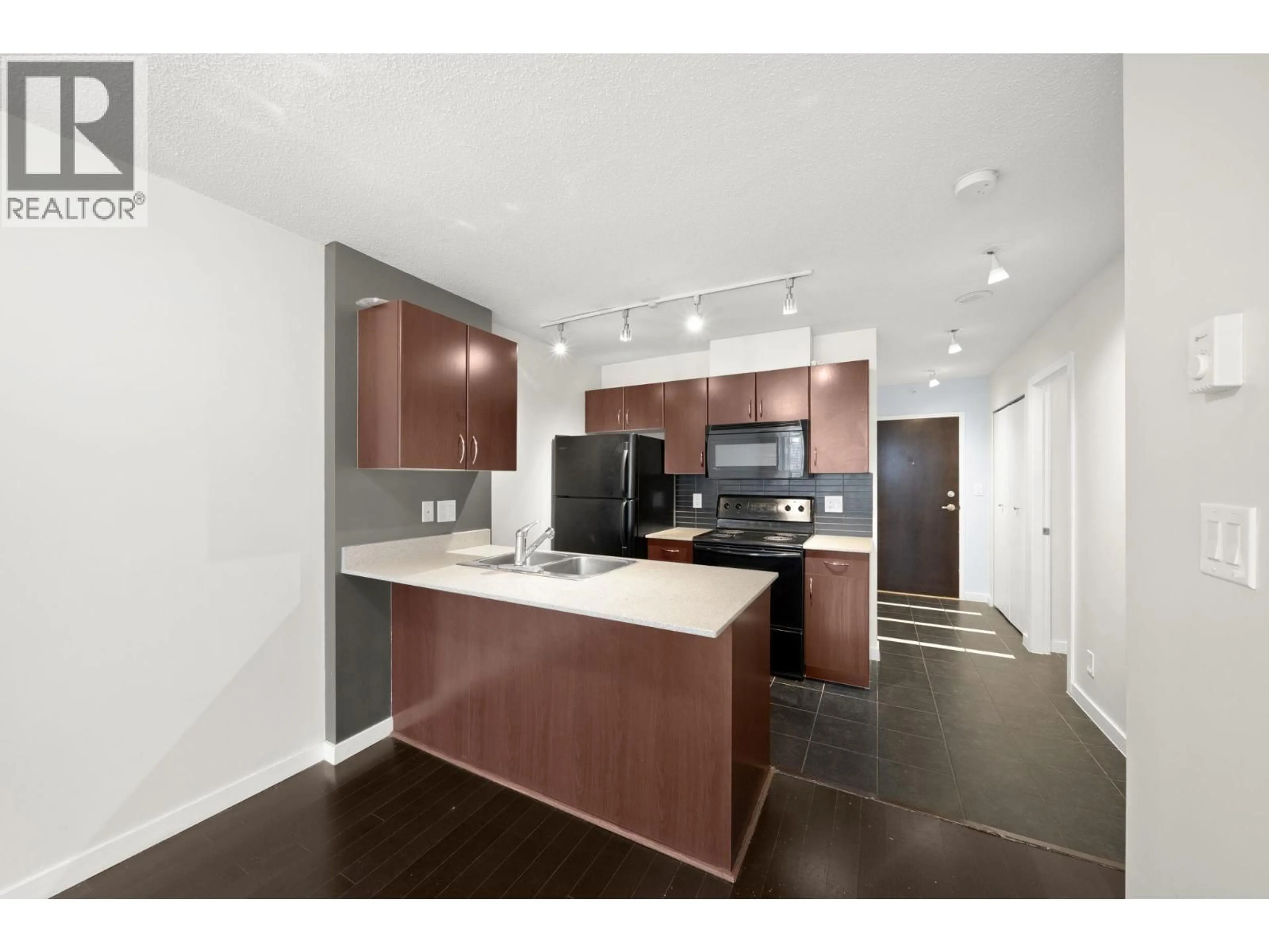 Open concept kitchen, unknown for 1615 - 938 SMITHE STREET, Vancouver British Columbia V6Z3H8