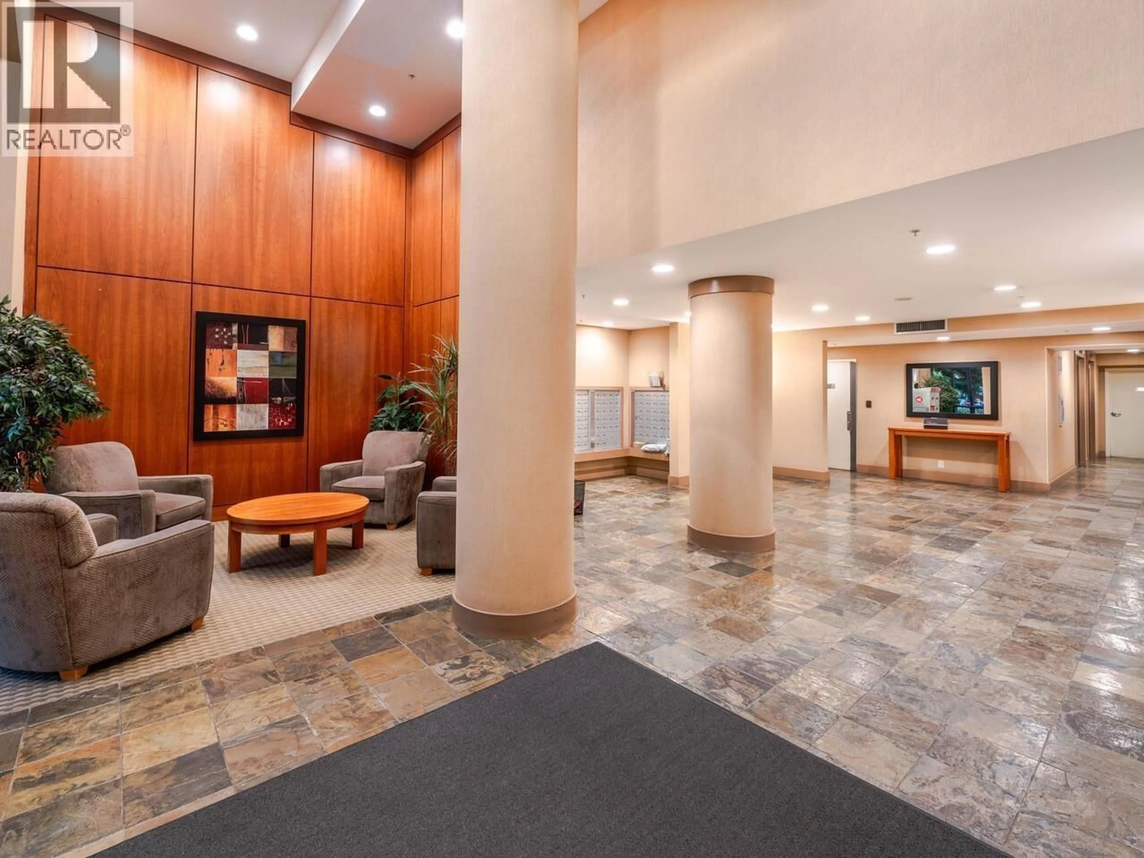 Lobby for 1607 - 2138 MADISON AVENUE, Burnaby British Columbia V5C6T6