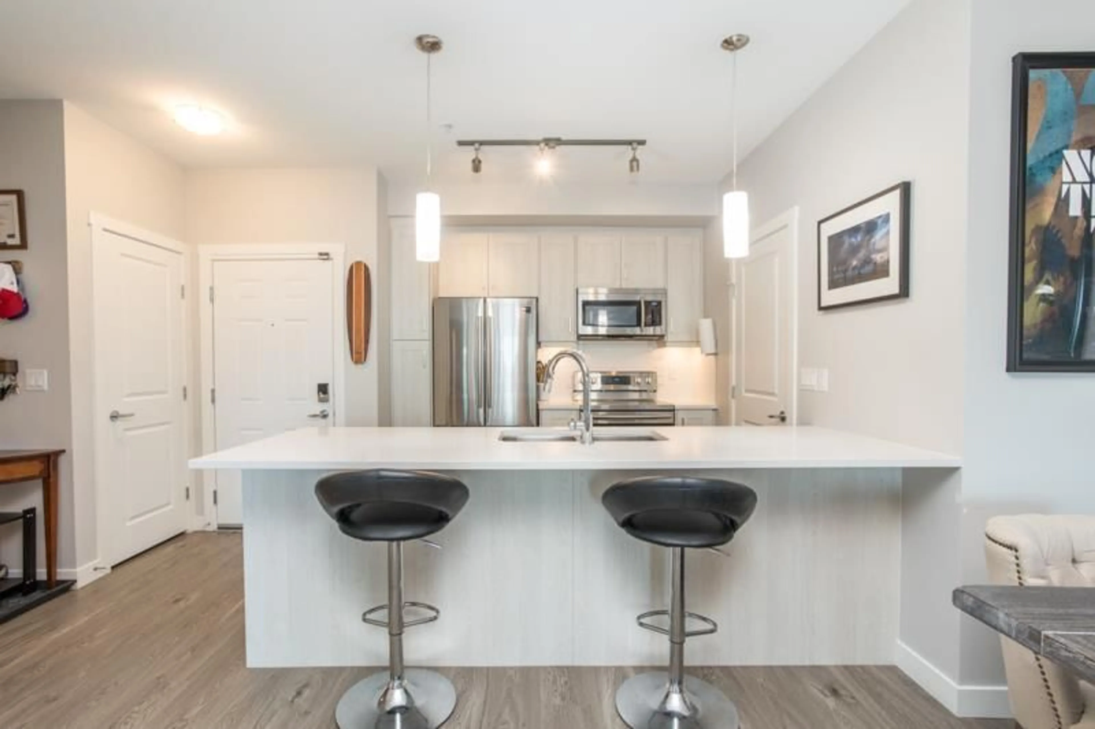 Open concept kitchen, unknown for 203 - 20826 72 AVENUE, Langley British Columbia V2Y0Z9