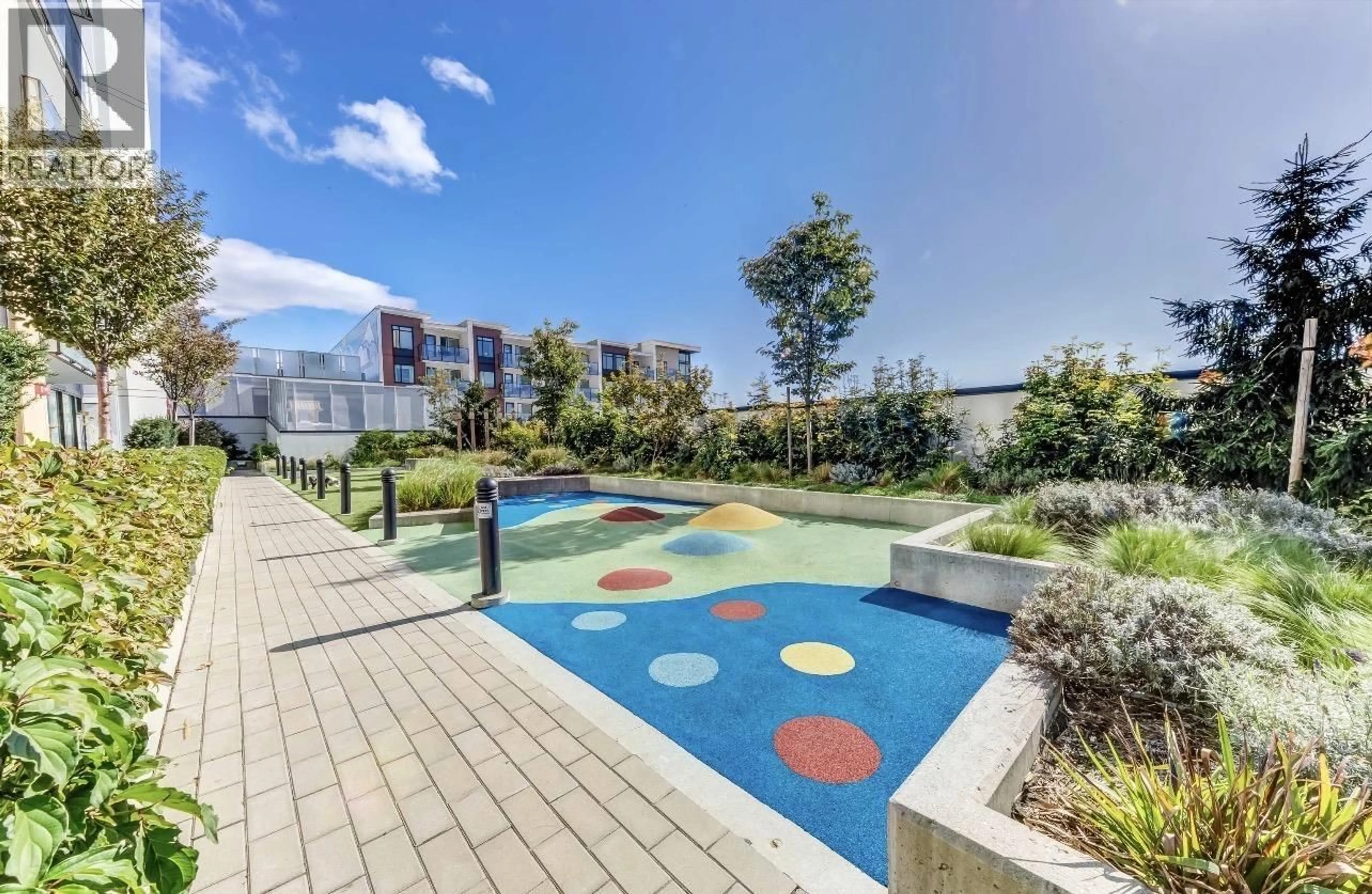 Pool for 2005 - 1401 HUNTER STREET, North Vancouver British Columbia V7J0E2