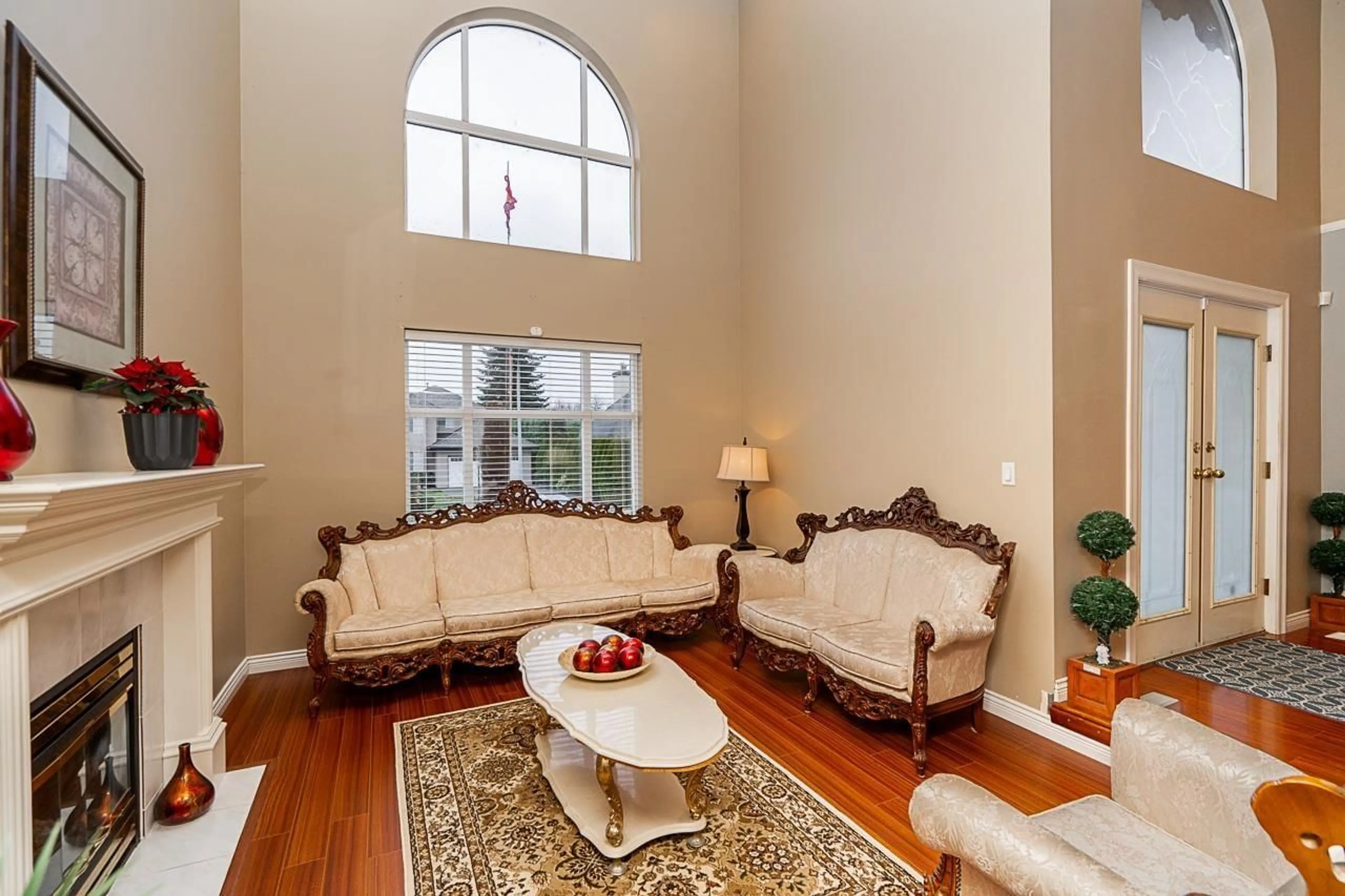 Living room with furniture, unknown for 13732 58 AVENUE, Surrey British Columbia V3X3J1