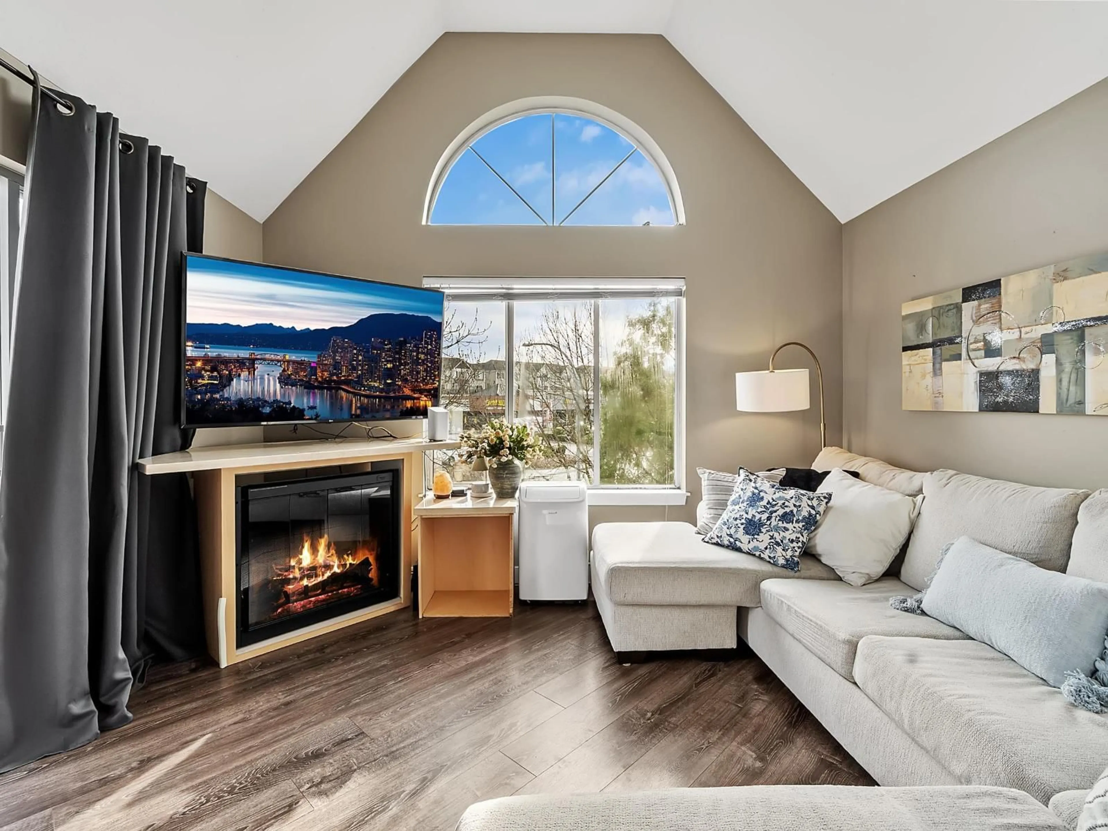Living room with furniture, unknown for 315 - 32725 GEORGE FERGUSON WAY, Abbotsford British Columbia V2T5M5