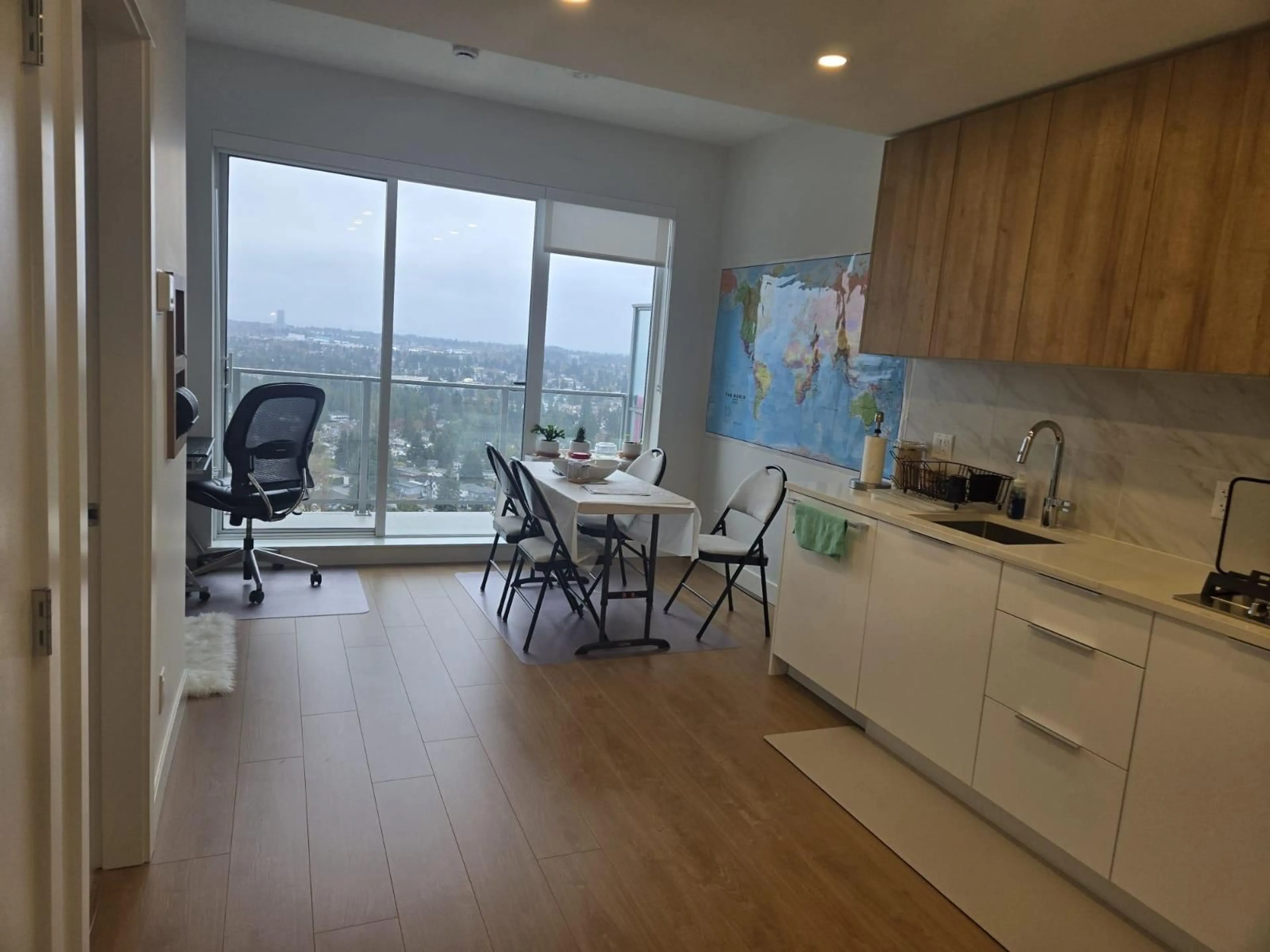 A pic of a room for 3105 - 13387 OLD YALE ROAD, Surrey British Columbia V3T0V6