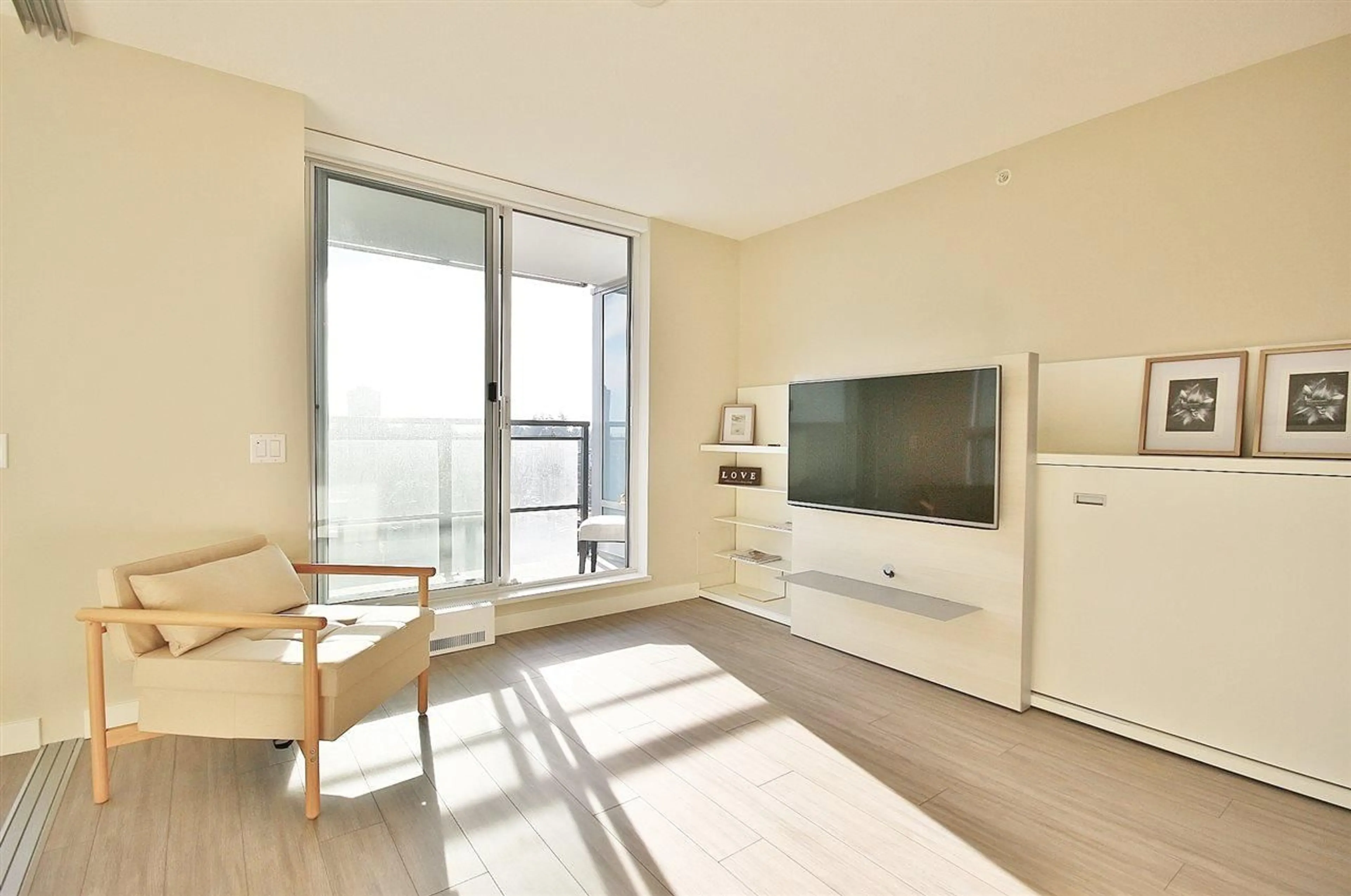 A pic of a room for 1110 - 13398 104 AVENUE, Surrey British Columbia V3T1V6