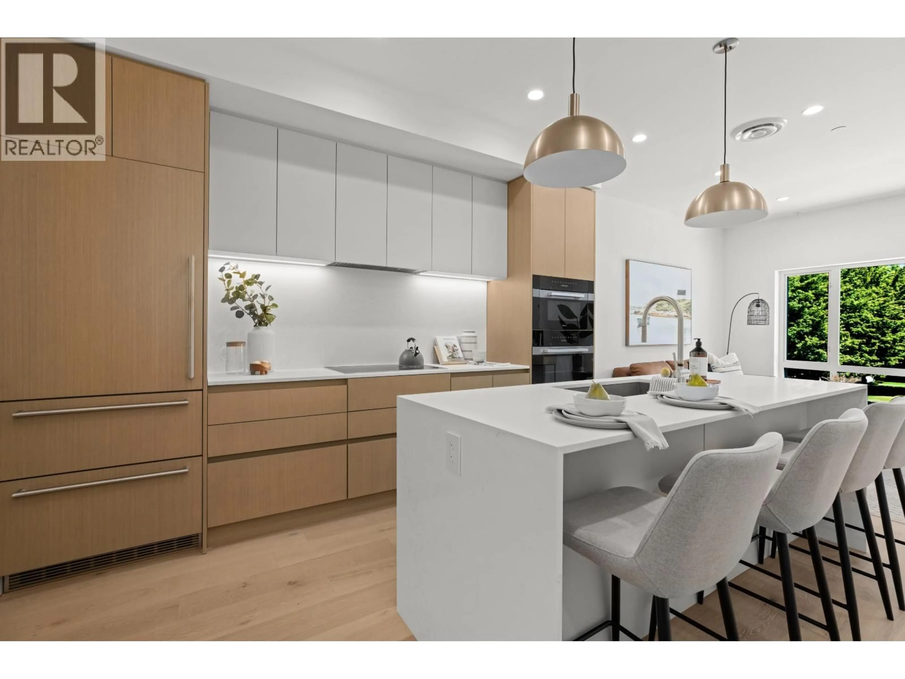 Contemporary kitchen, unknown for 4807 LAUREL STREET, Vancouver British Columbia V5Z3V9