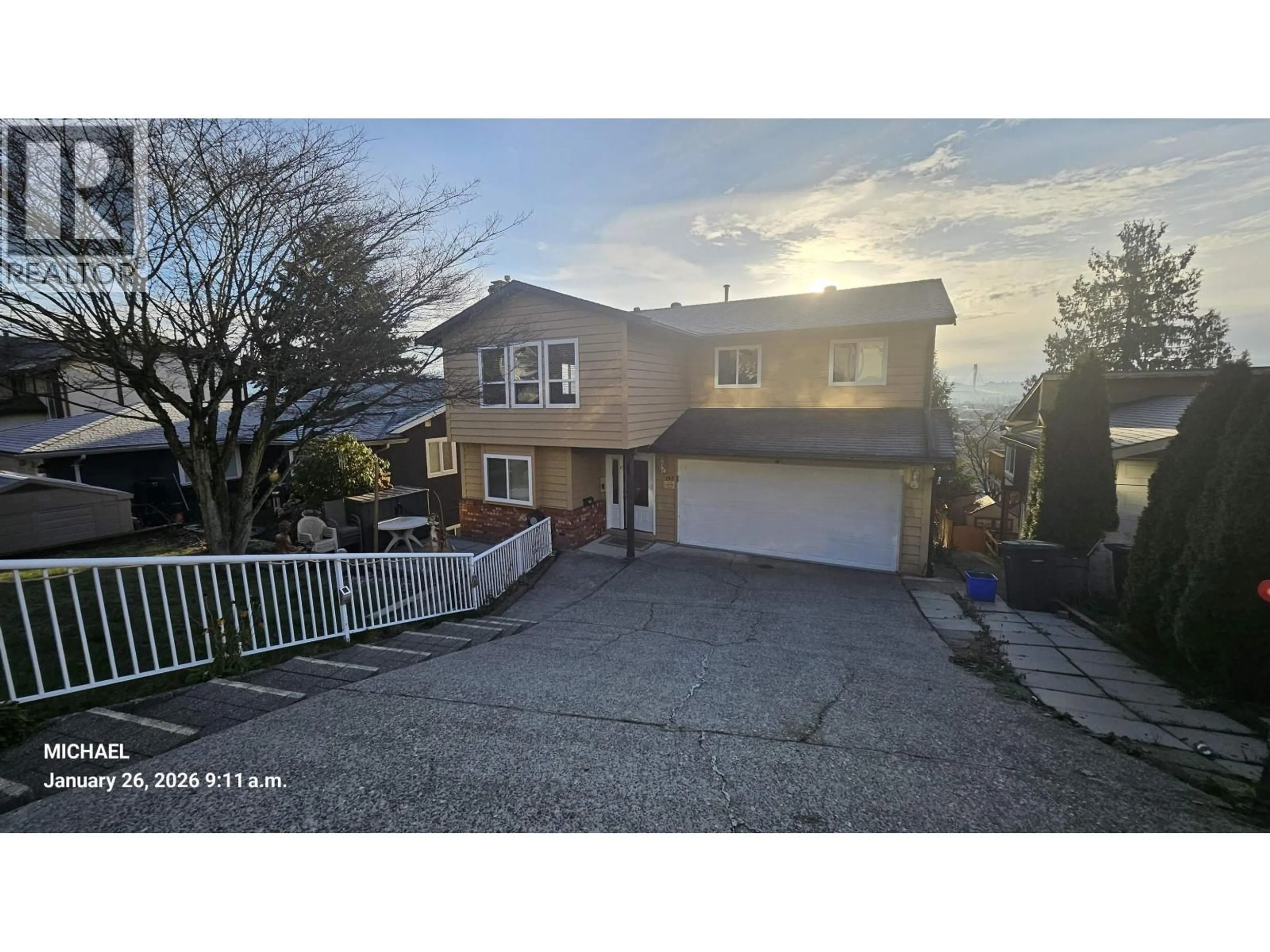 A pic from outside/outdoor area/front of a property/back of a property/a pic from drone, street for 197 WARRICK STREET, Coquitlam British Columbia V3K6C1