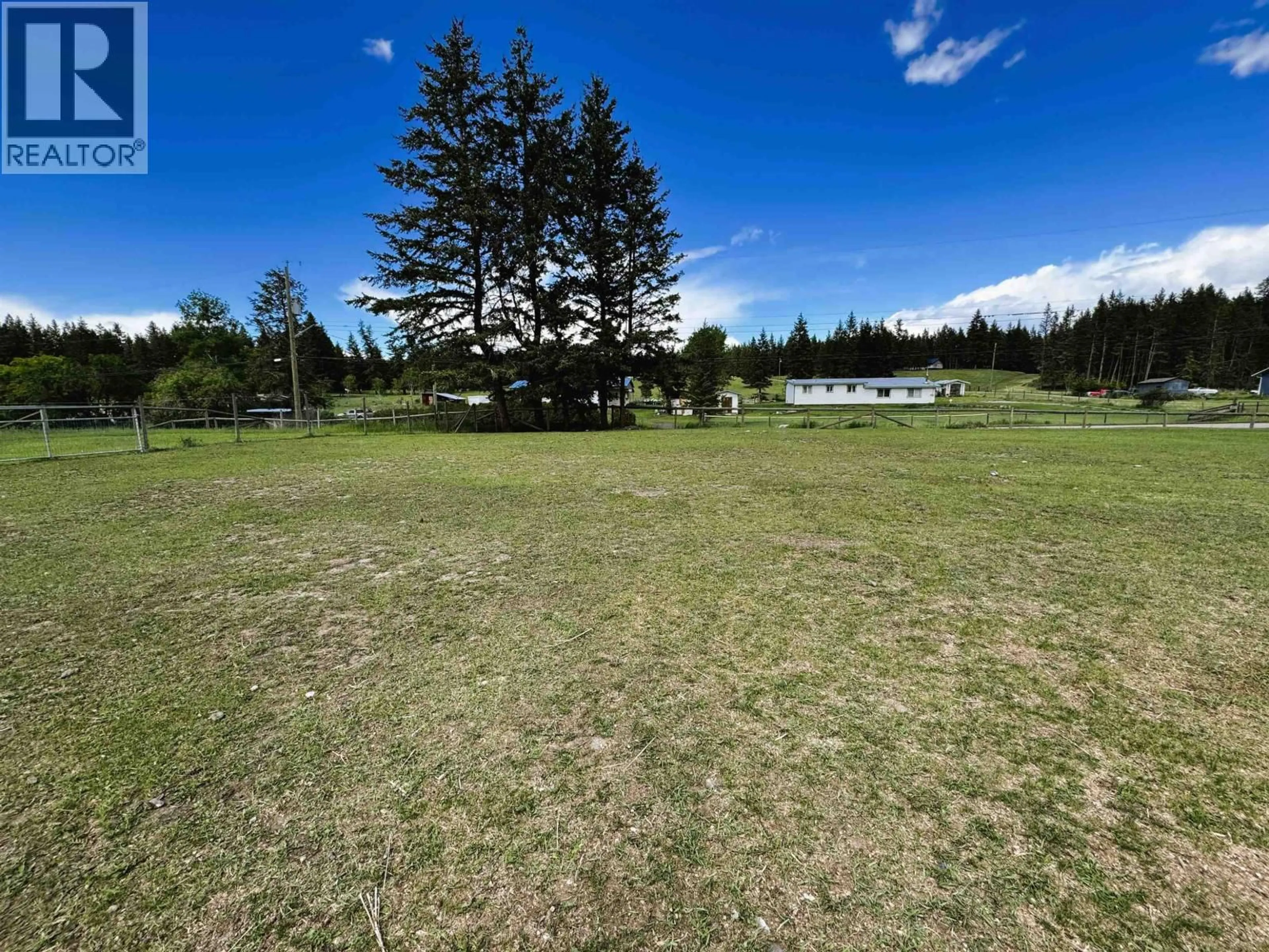 A pic from outside/outdoor area/front of a property/back of a property/a pic from drone, unknown for 3238 HINSCHE ROAD, 150 Mile House British Columbia V0K2G0