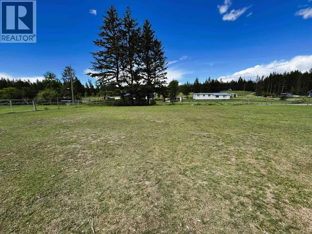 3238 HINSCHE ROAD, 150 Mile House 3