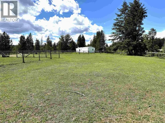 3238 HINSCHE ROAD, 150 Mile House 4