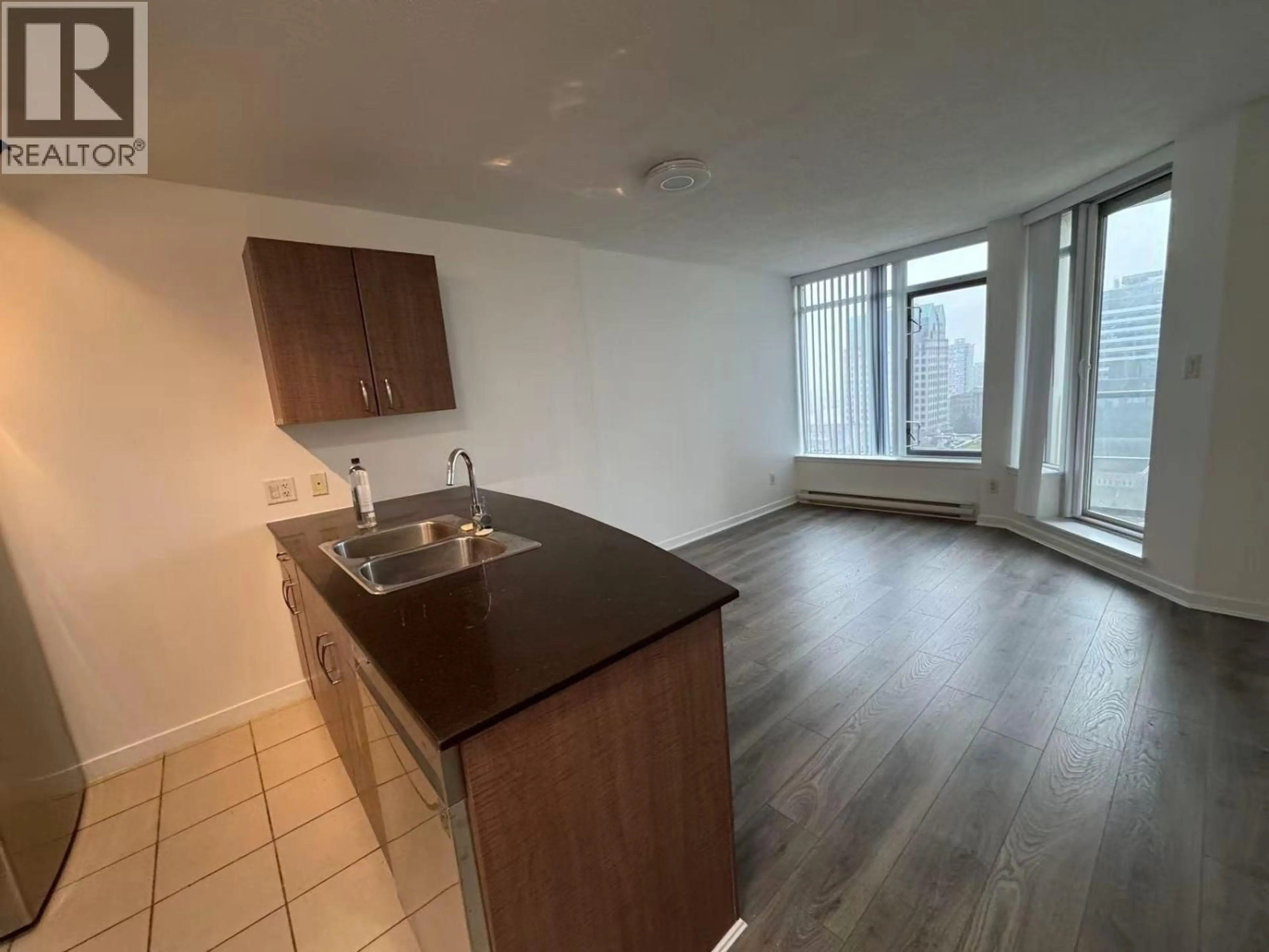 A pic of a room for 1715 - 610 GRANVILLE STREET, Vancouver British Columbia V6C3T3