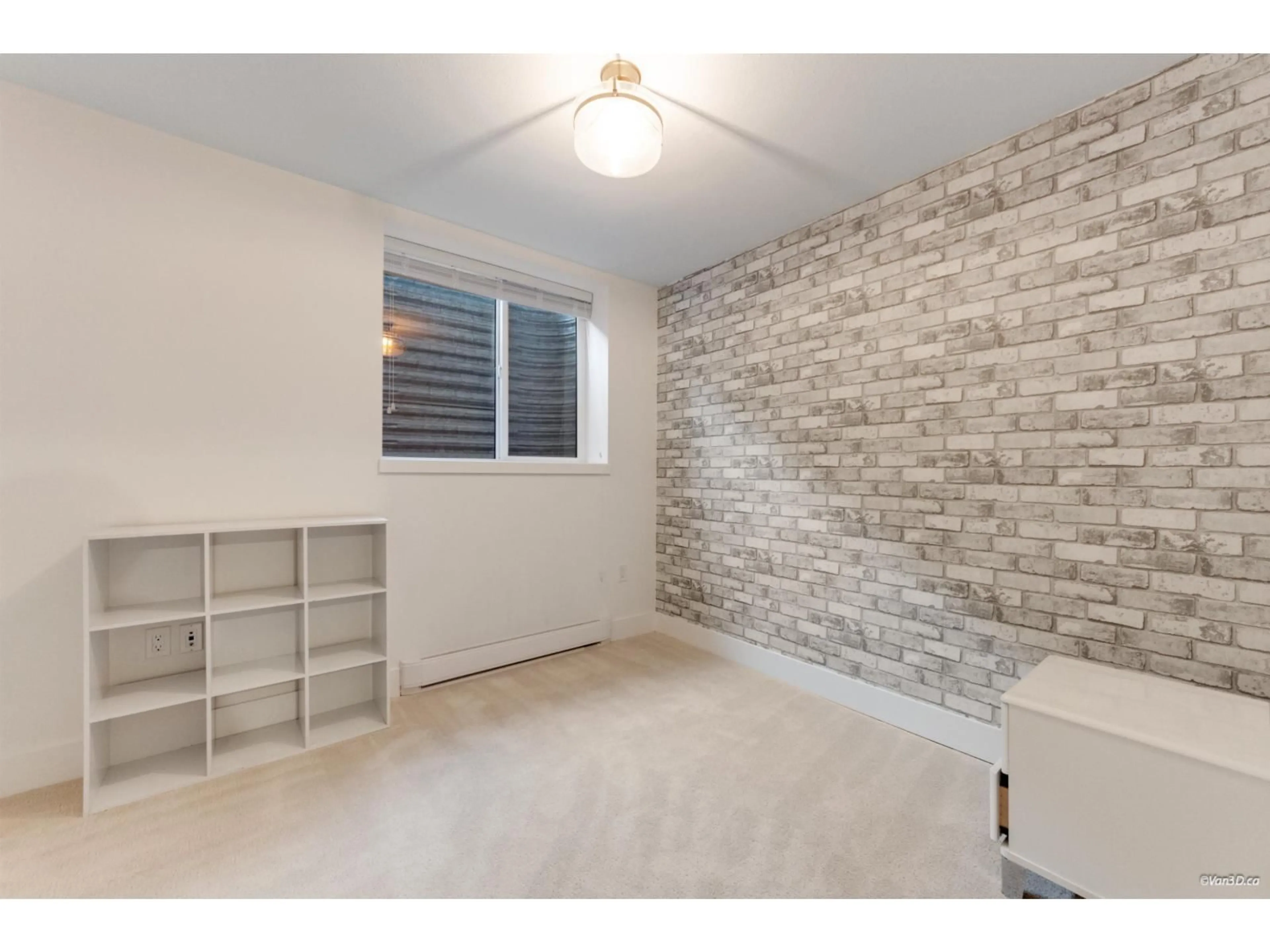 A pic of a room for 62 - 15775 MOUNTAIN VIEW DRIVE, Surrey British Columbia V3Z0W7