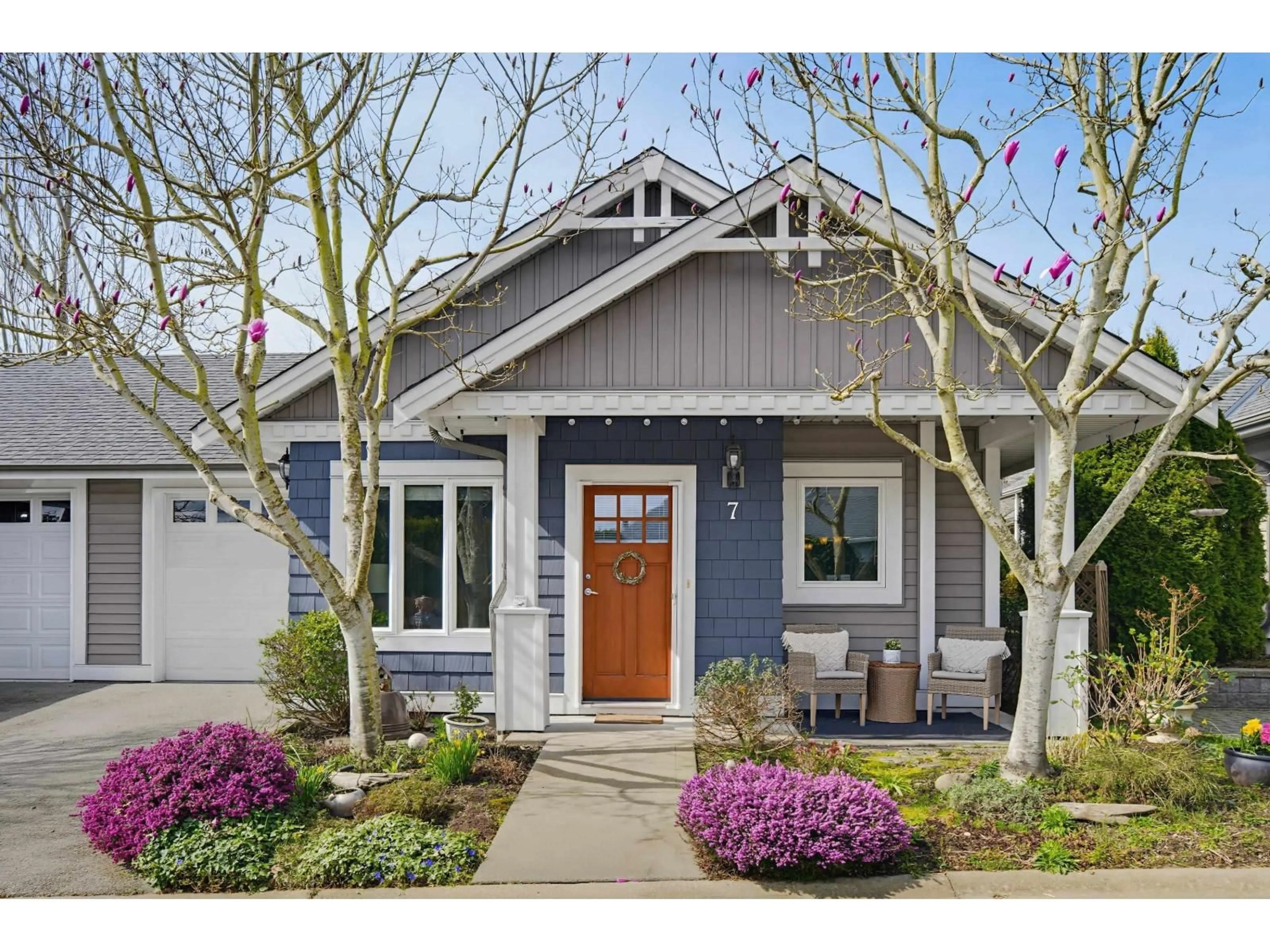 Home with vinyl exterior material, street for 7 - 1640 140 STREET, Surrey British Columbia V4A0A7