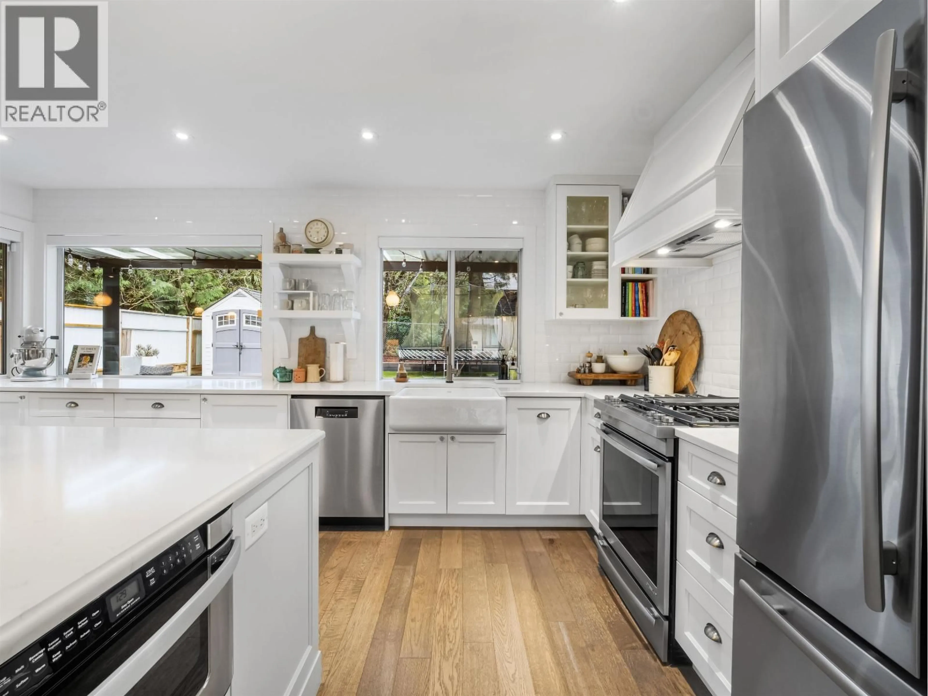 Open concept kitchen, unknown for 3558 EVERGLADE PLACE, North Vancouver British Columbia V7N3T9