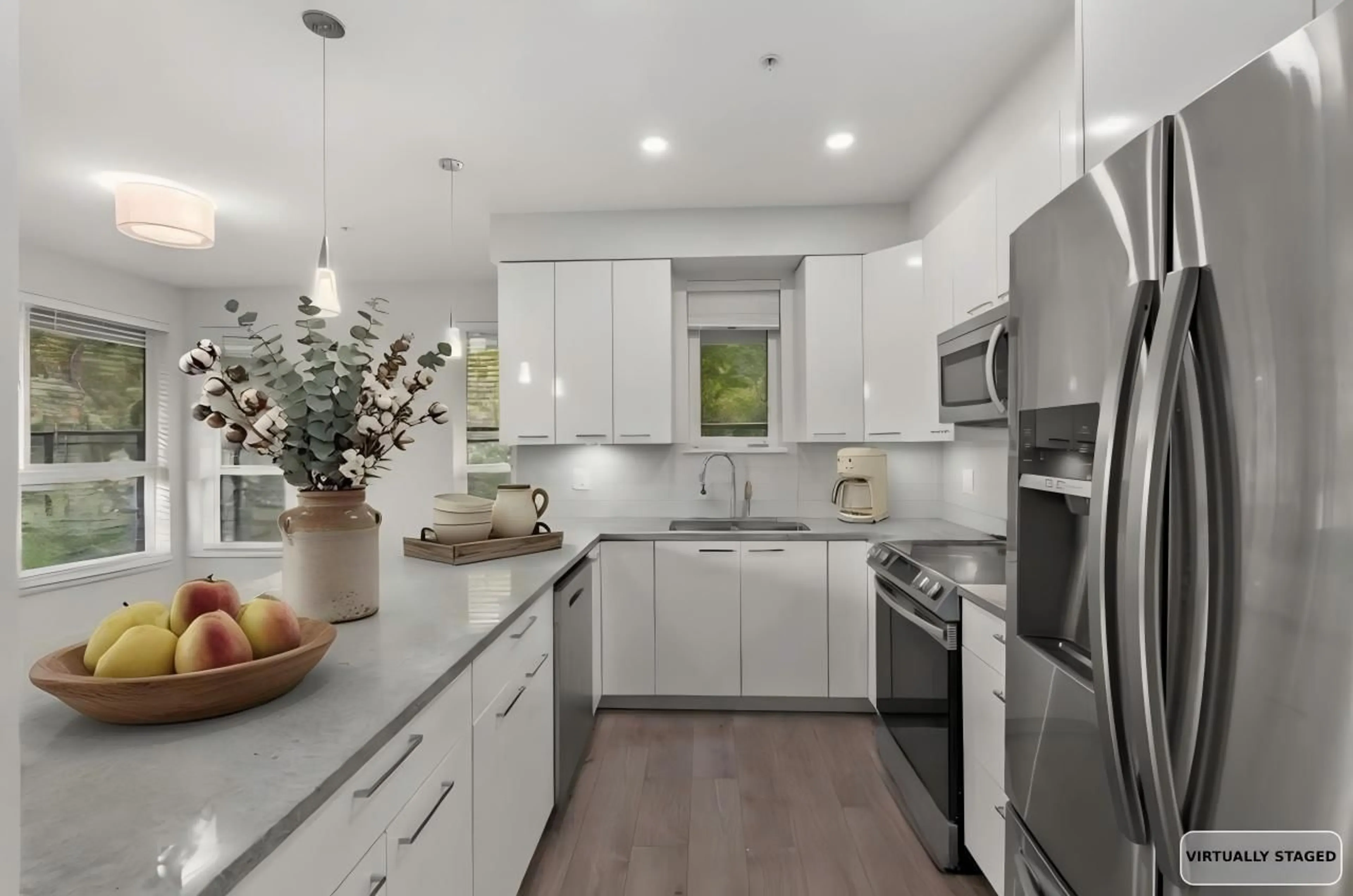 Open concept kitchen, ceramic/tile floor for 112 - 5485 BRYDON CRESCENT, Langley British Columbia V3A0N5