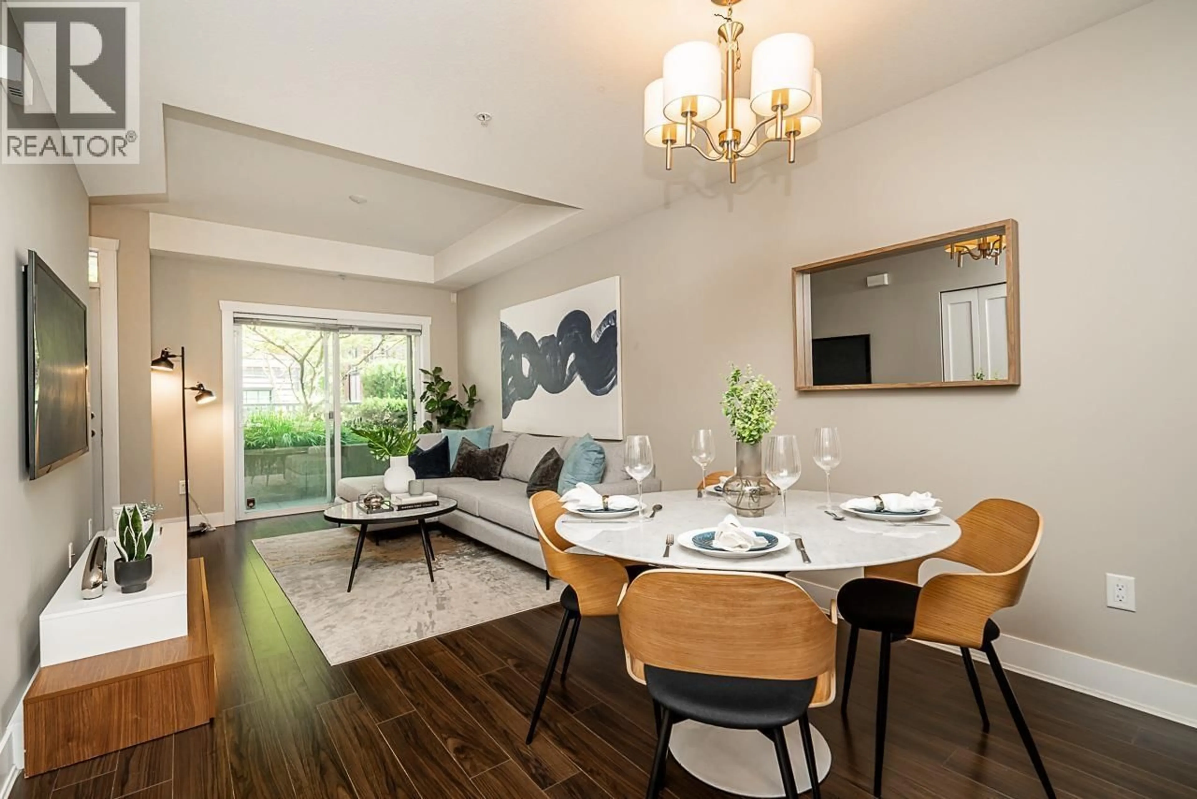 Dining room, wood/laminate floor for 109 - 828 ROYAL AVENUE, New Westminster British Columbia V3M1J9
