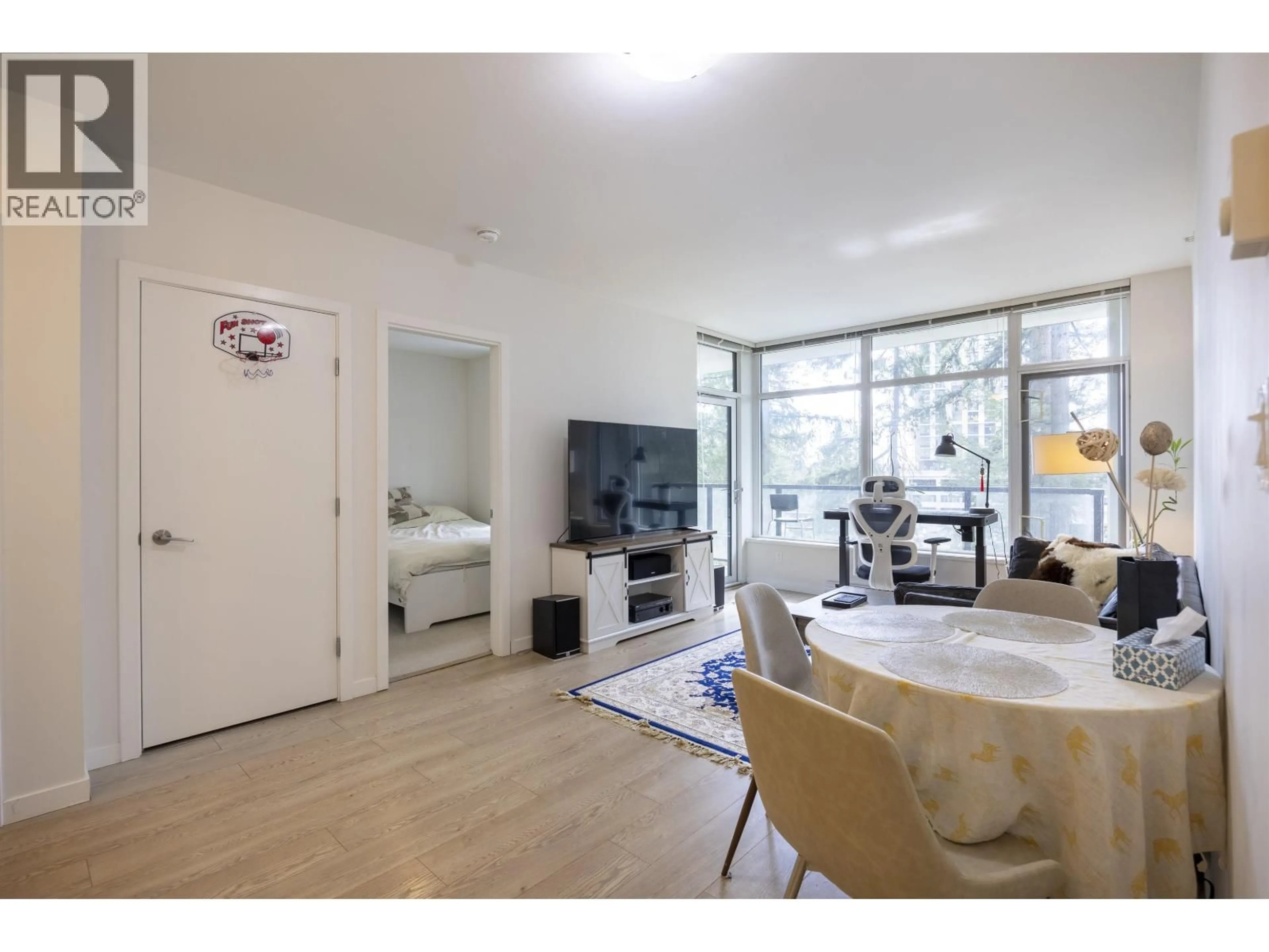 A pic of a room for 605 - 3080 LINCOLN AVENUE, Coquitlam British Columbia V3B0L9