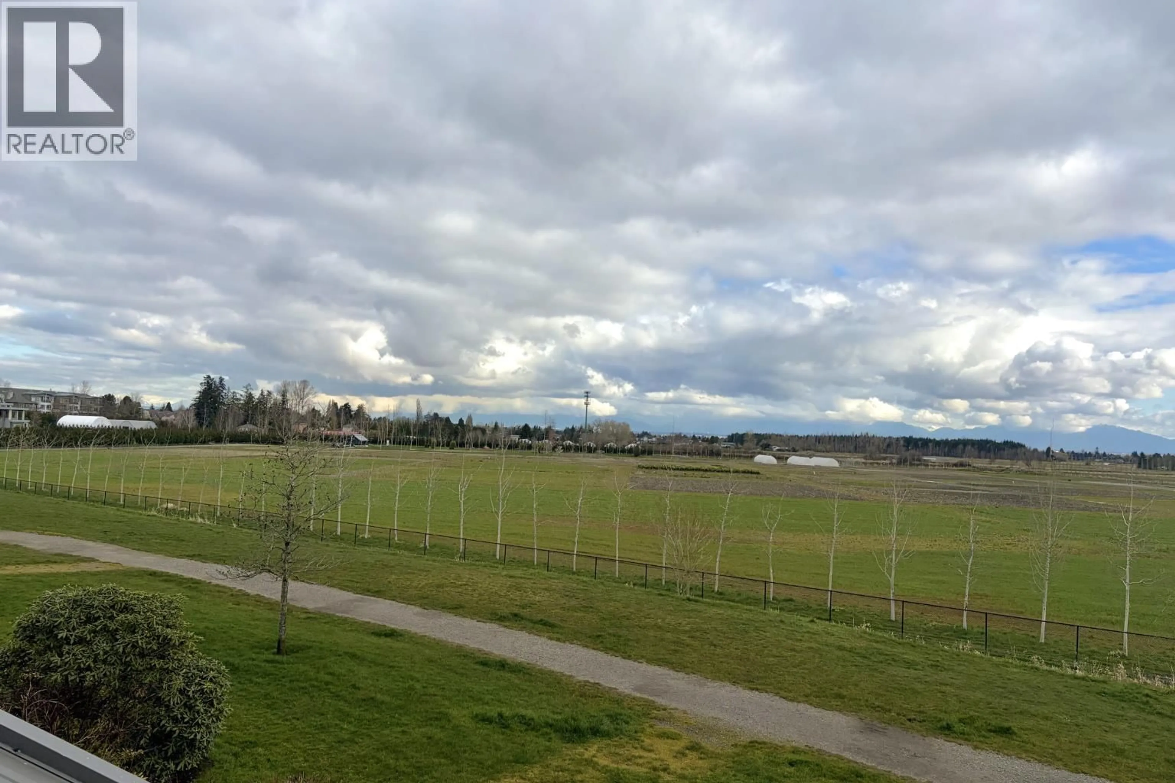 Blurry image for 202 - 6233 LONDON ROAD, Richmond British Columbia V7E6R7