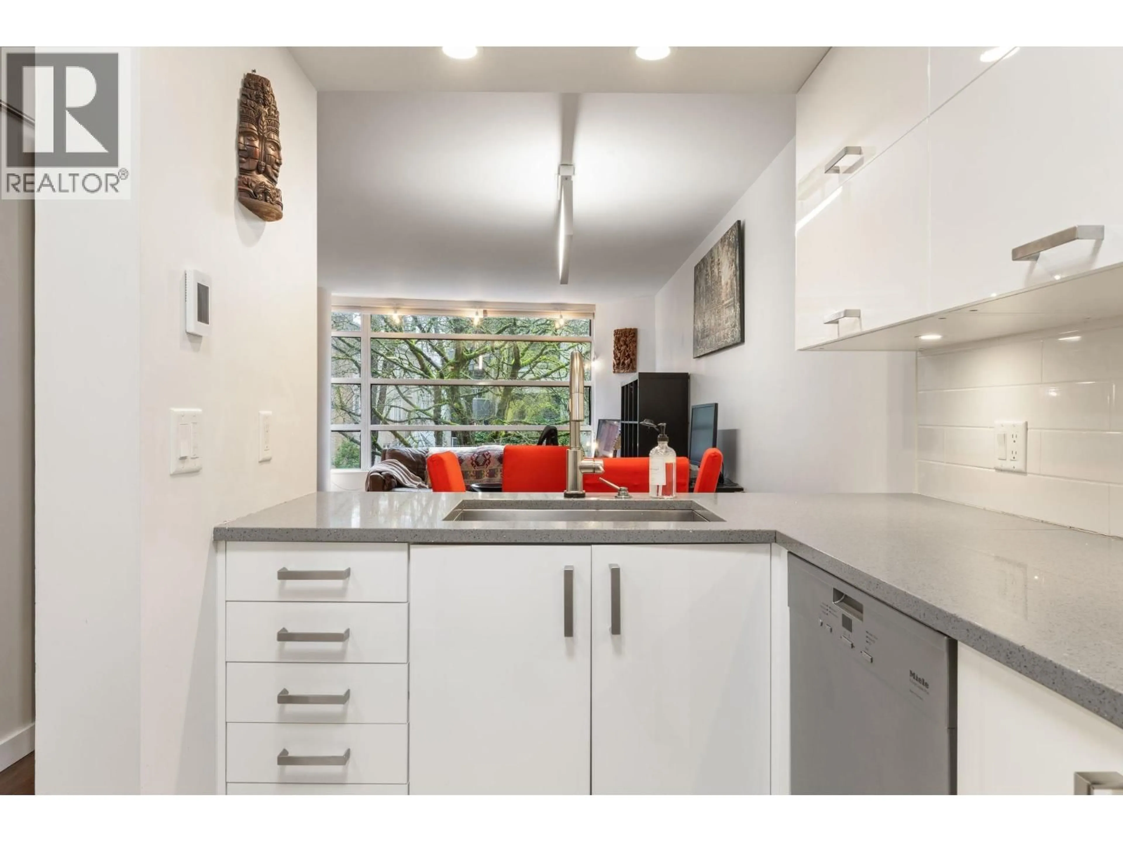Standard kitchen, ceramic/tile floor for 201 - 1225 BARCLAY STREET, Vancouver British Columbia V6E1H5