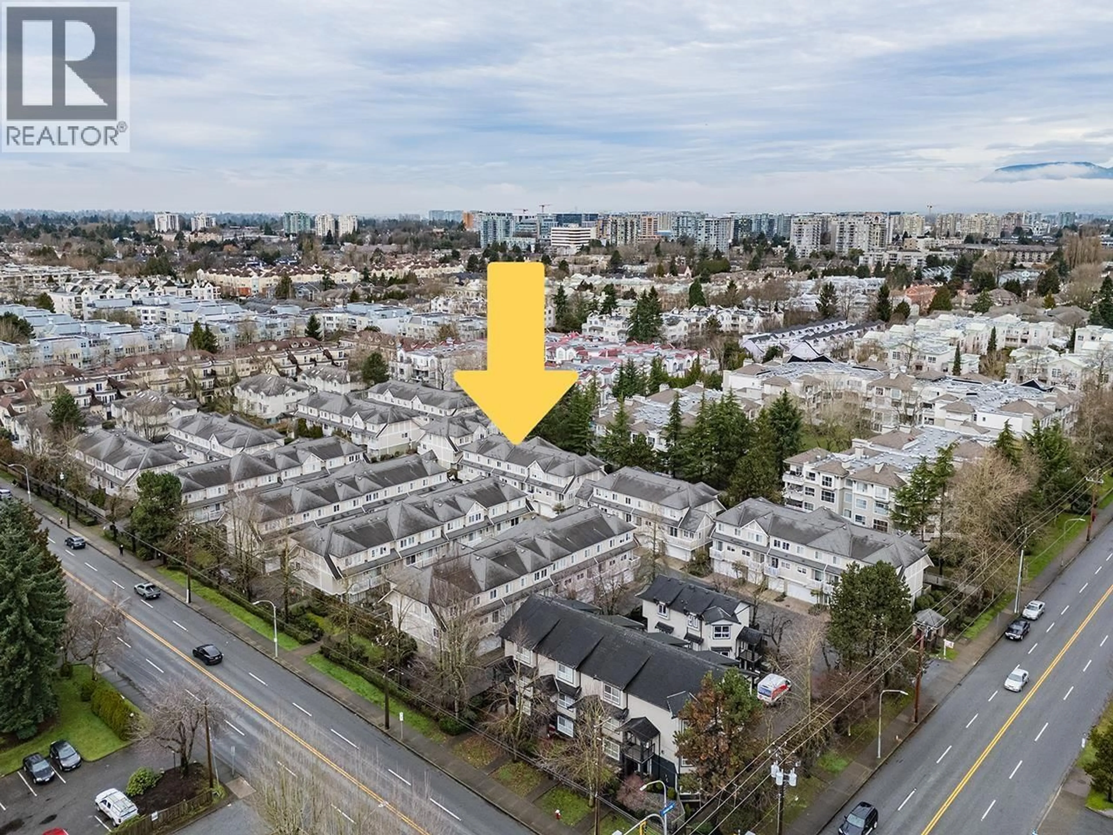 A pic from outside/outdoor area/front of a property/back of a property/a pic from drone, city buildings view from balcony for 14 - 7831 GARDEN CITY ROAD, Richmond British Columbia V6Y4A3