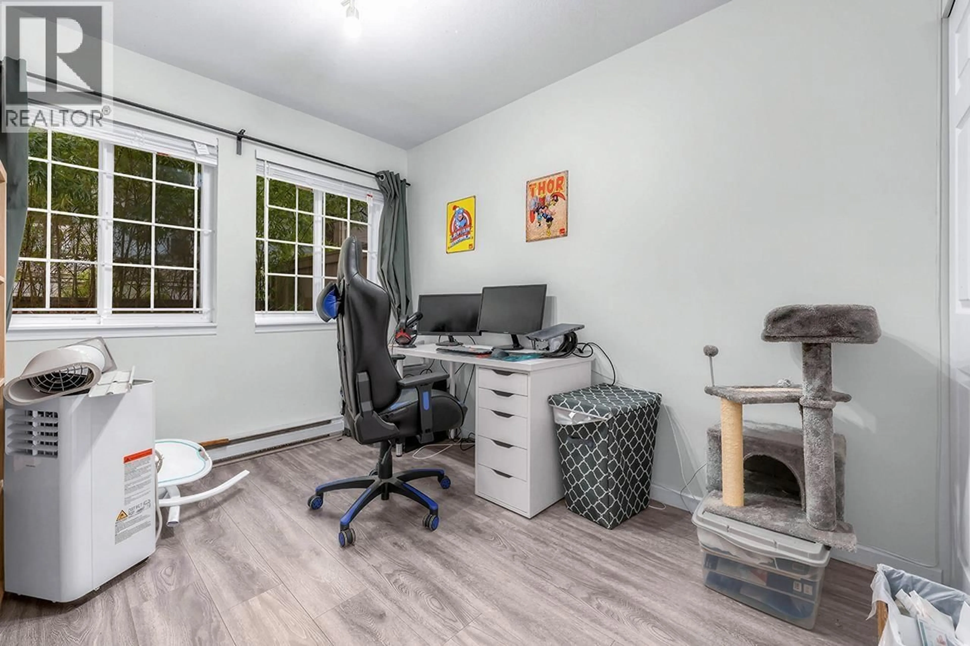 A pic of a room for 14 - 7831 GARDEN CITY ROAD, Richmond British Columbia V6Y4A3