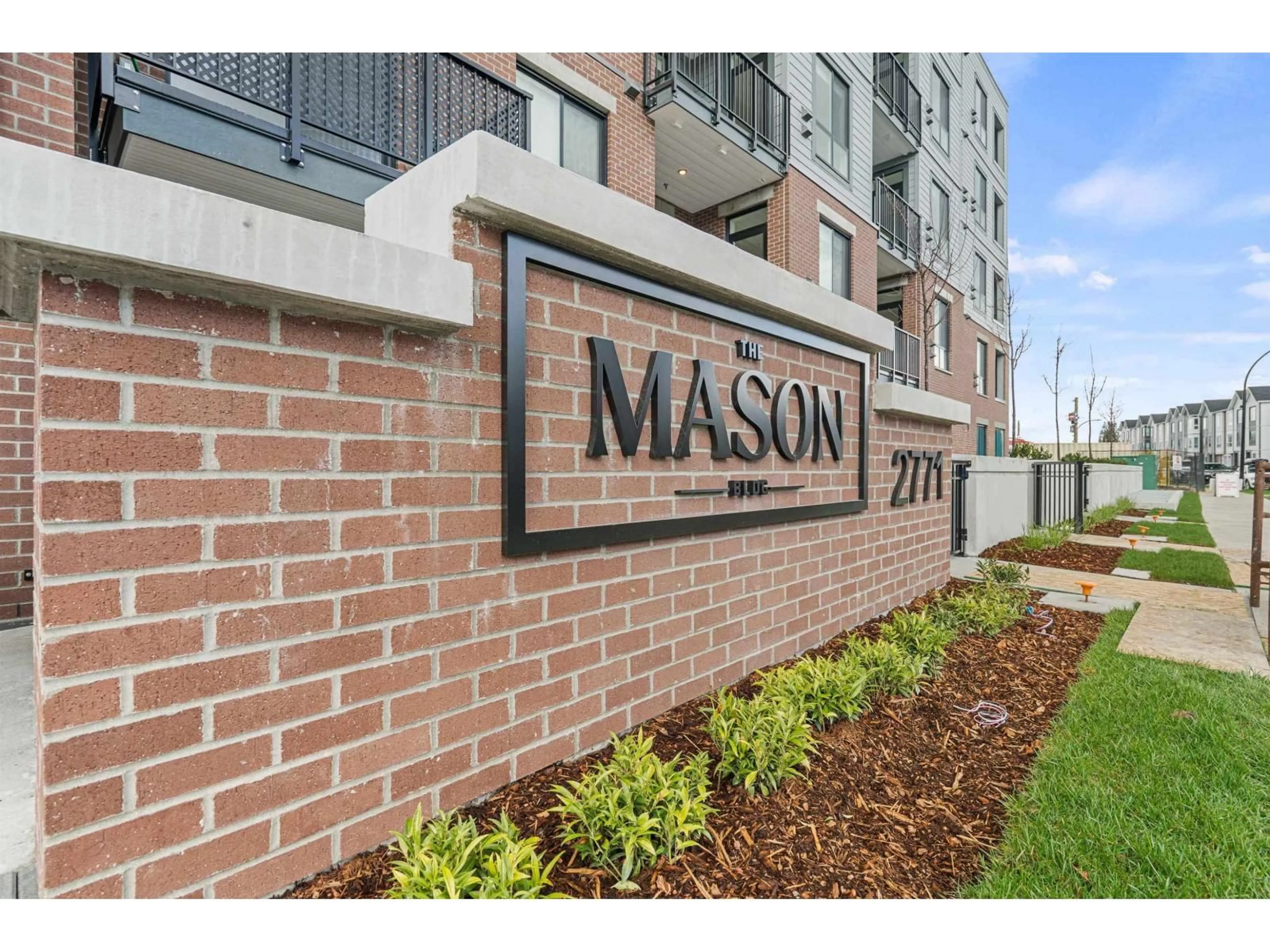 Indoor foyer for 103 - 2771 MONTROSE AVENUE, Abbotsford British Columbia V2S0R2