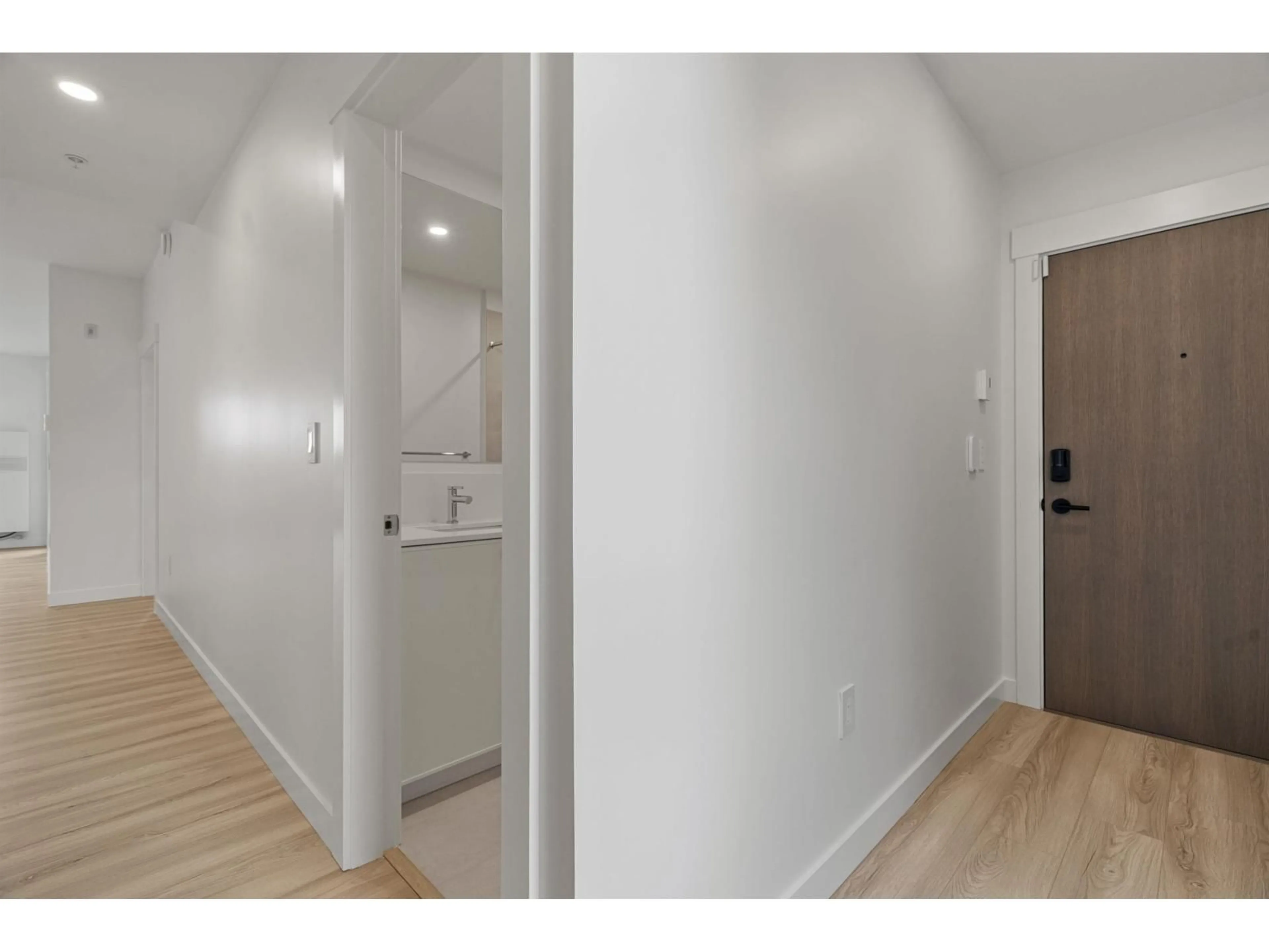 Unknown for 103 - 2771 MONTROSE AVENUE, Abbotsford British Columbia V2S0R2