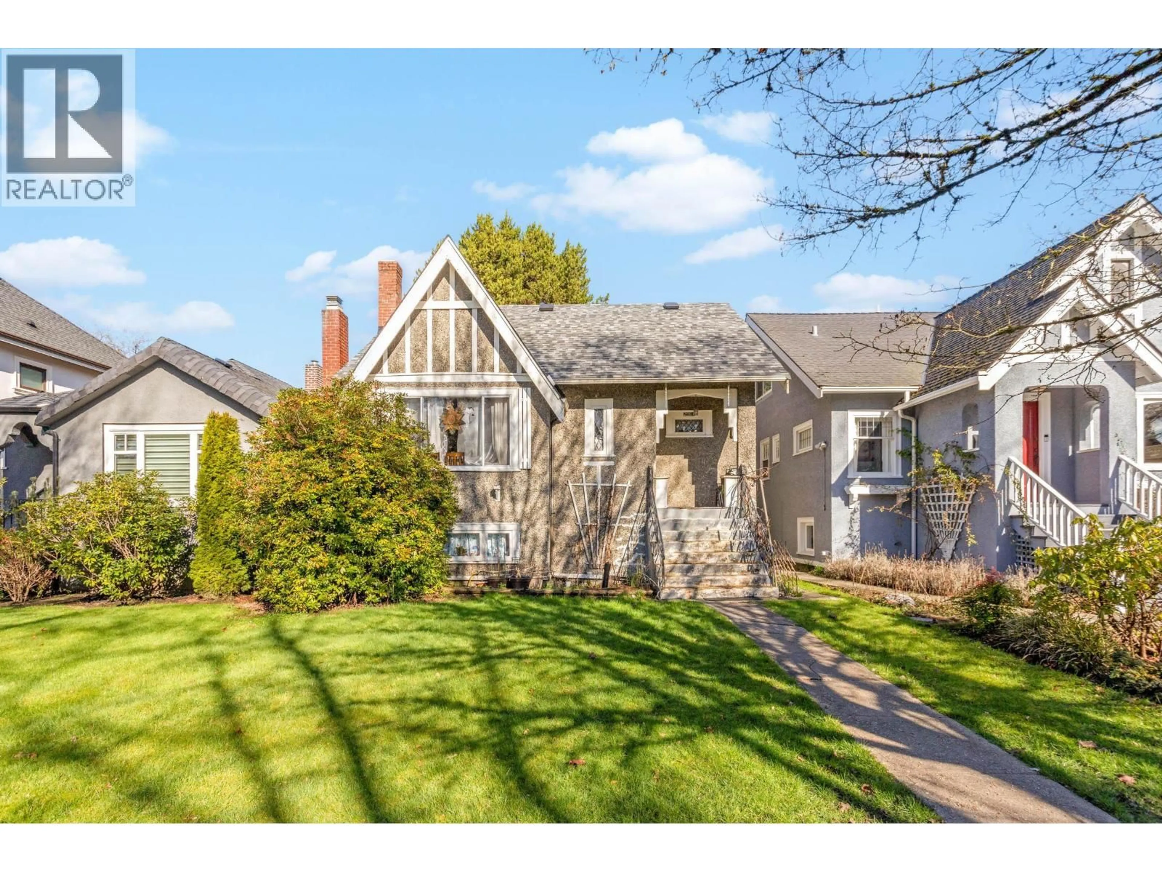 Home with brick exterior material, street for 2861 15TH AVENUE, Vancouver British Columbia V6K3A1