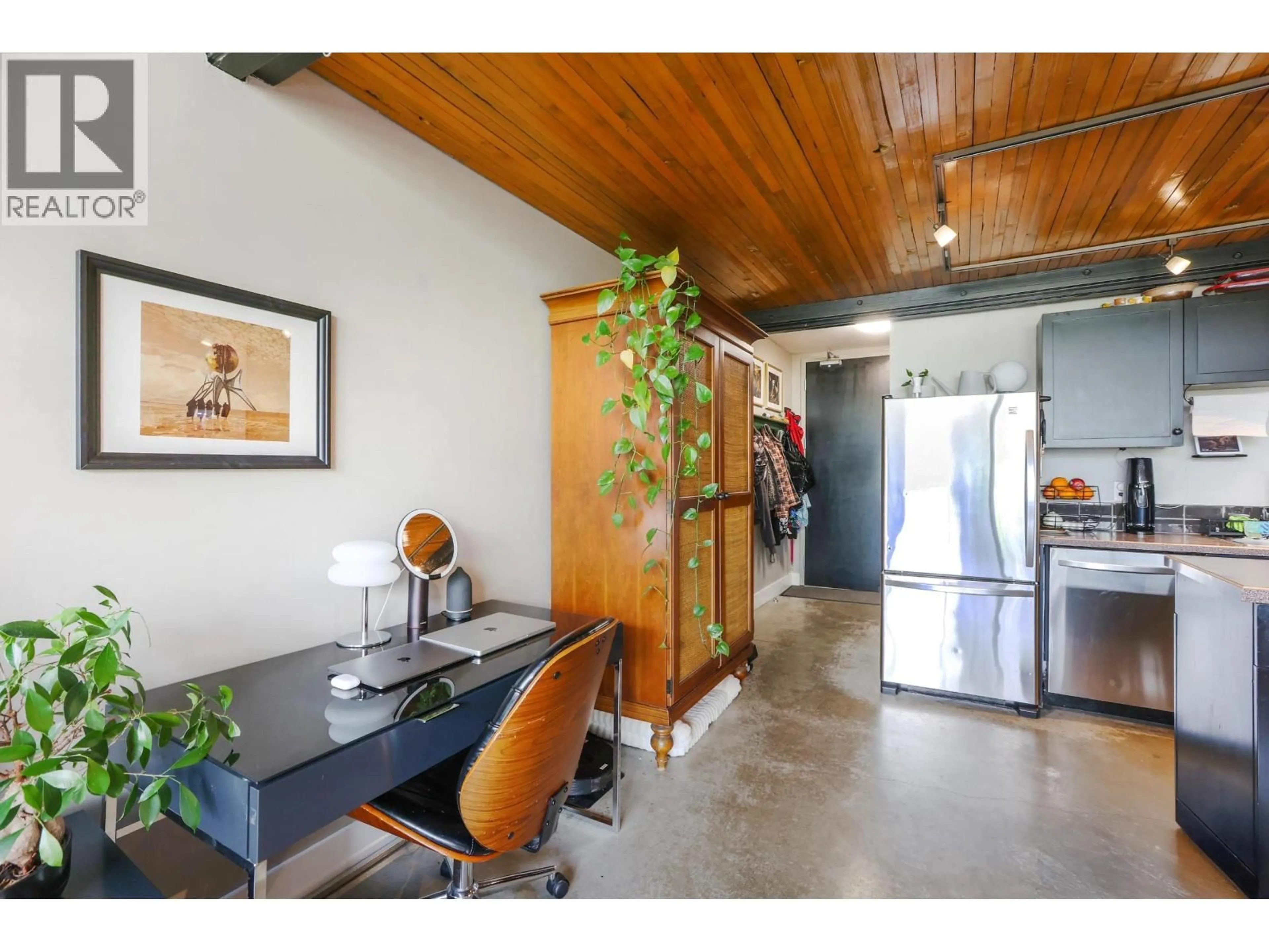 Unknown for 203 - 1850 LORNE STREET, Vancouver British Columbia V5T1C9