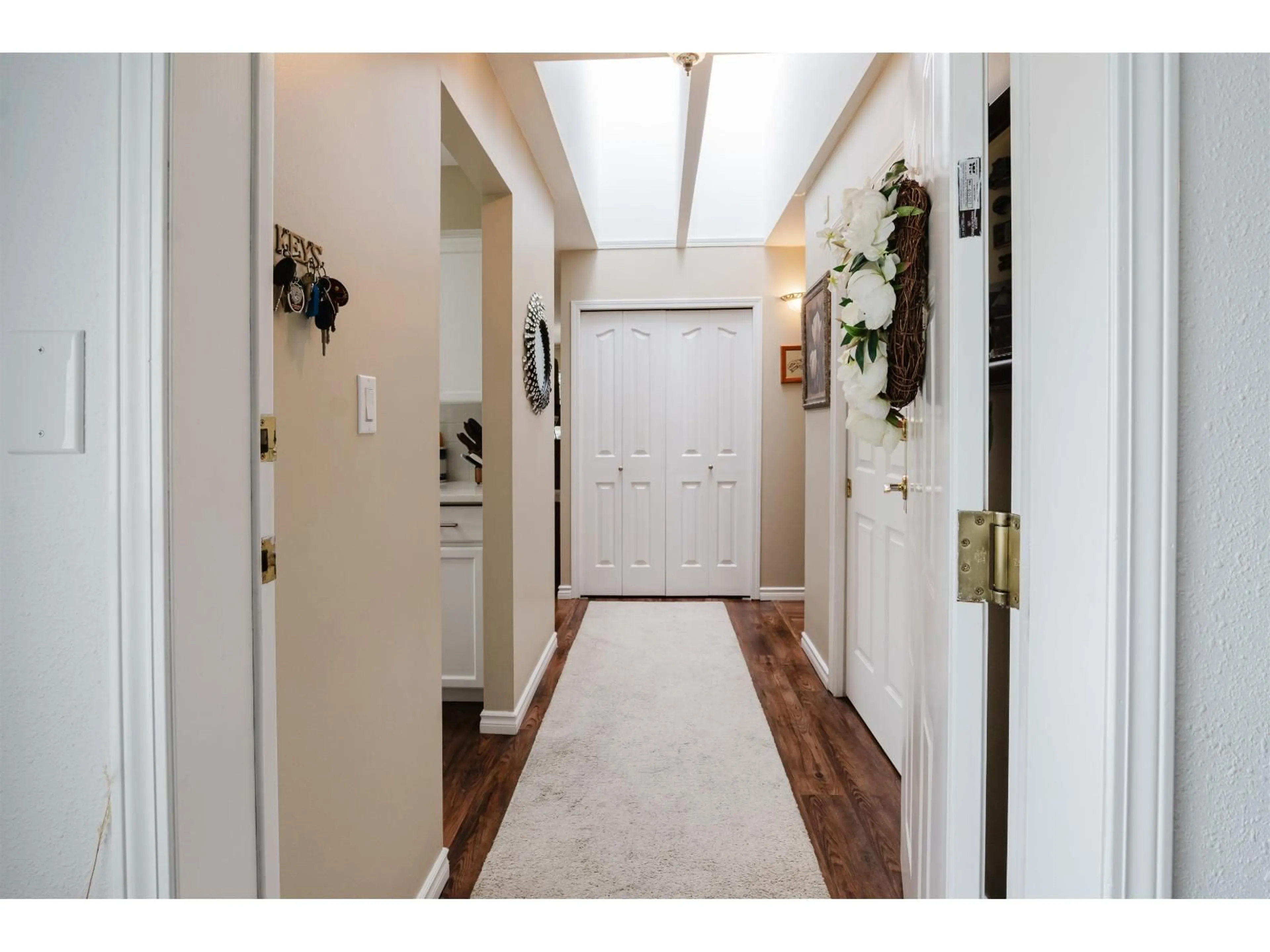 Indoor entryway for 13 - 32390 FLETCHER AVENUE, Mission British Columbia V2V5T1