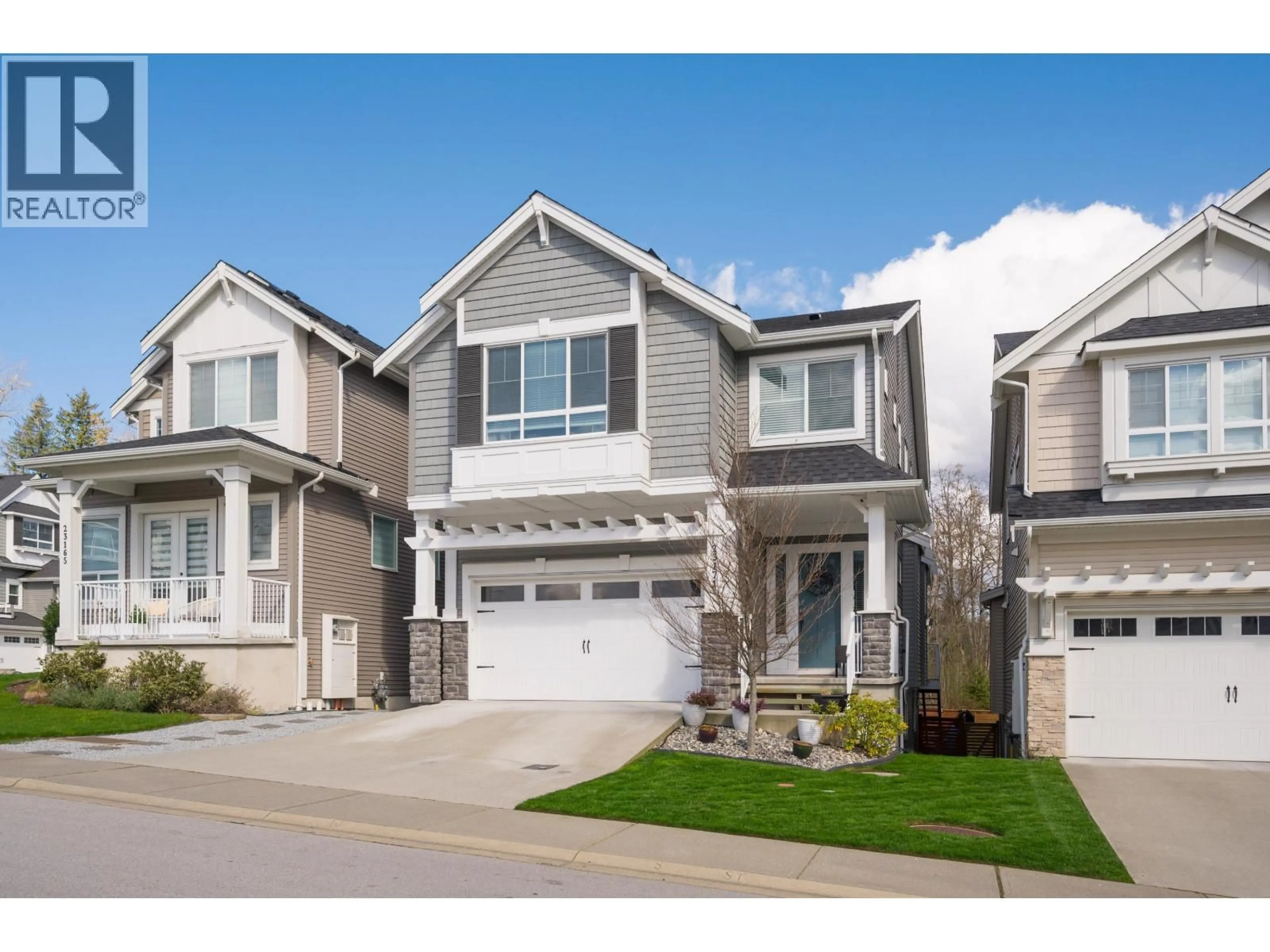 Home with vinyl exterior material, street for 23171 113B AVENUE, Maple Ridge British Columbia V2X4K6