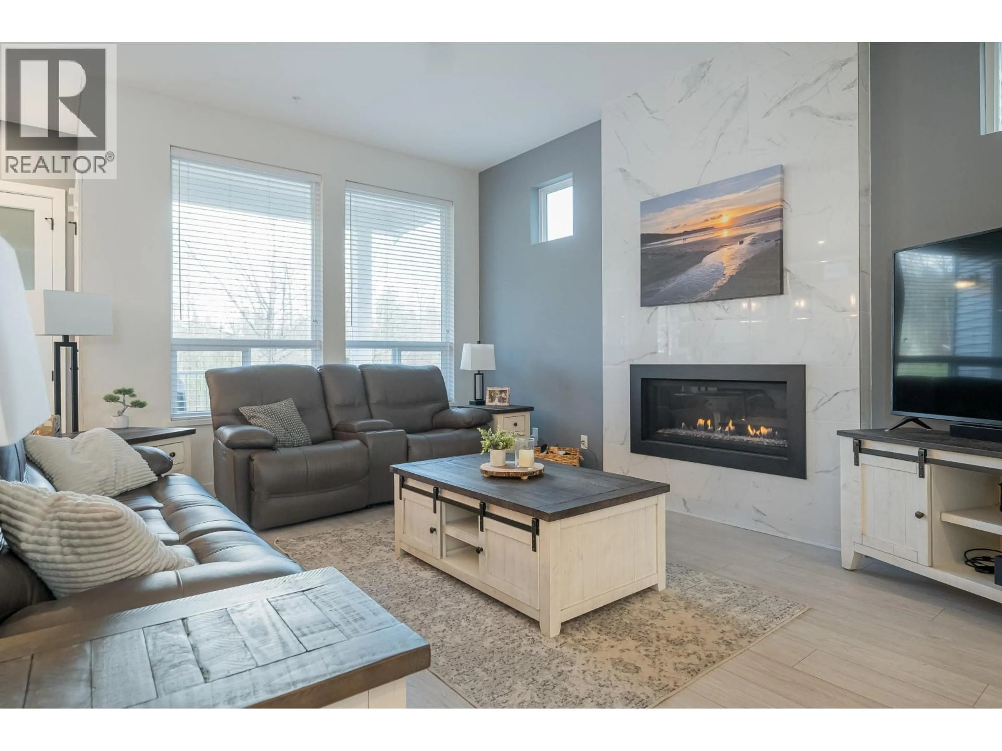 Living room with furniture, wood/laminate floor for 23171 113B AVENUE, Maple Ridge British Columbia V2X4K6