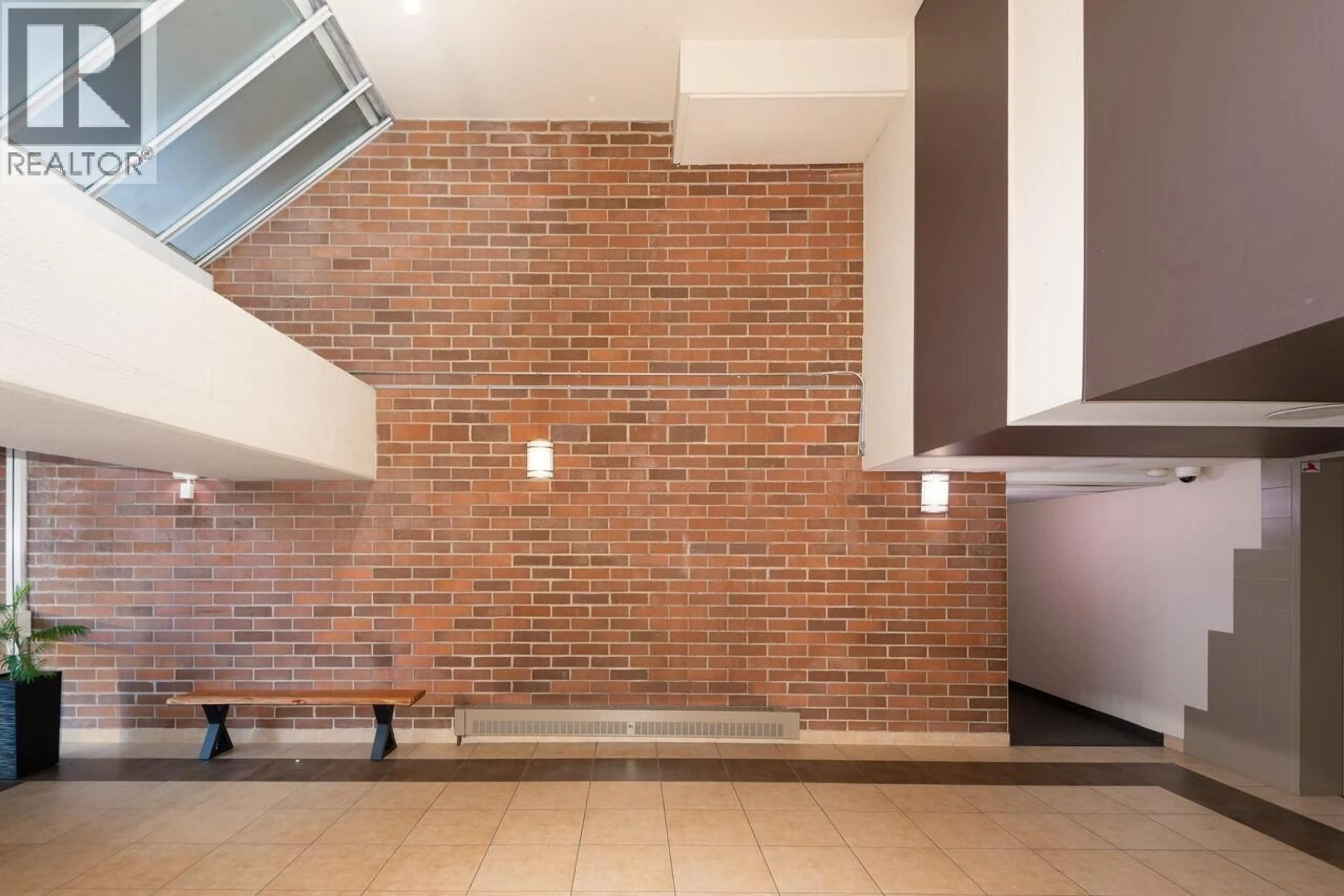 Indoor foyer for 211 - 950 DRAKE STREET, Vancouver British Columbia V6Z2B9